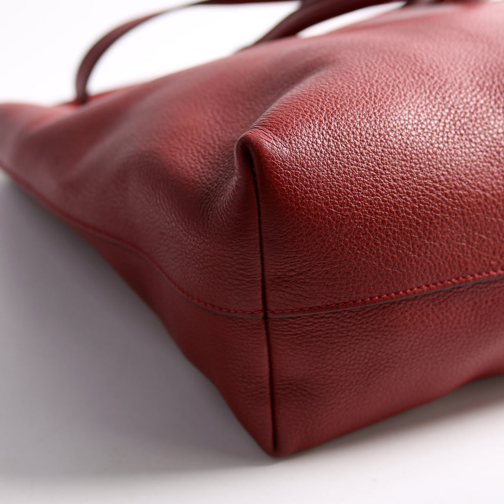 1BG865 Vitello Phenix Shopper Tote Red