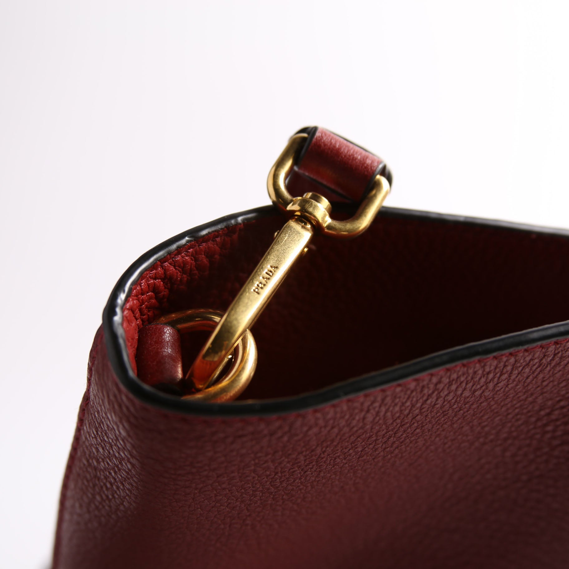 1BG865 Vitello Phenix Shopper Tote Red