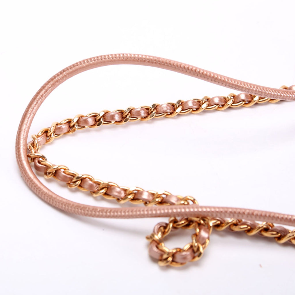 Chanel 22 Mini Metallic Calfskin RFID Pink