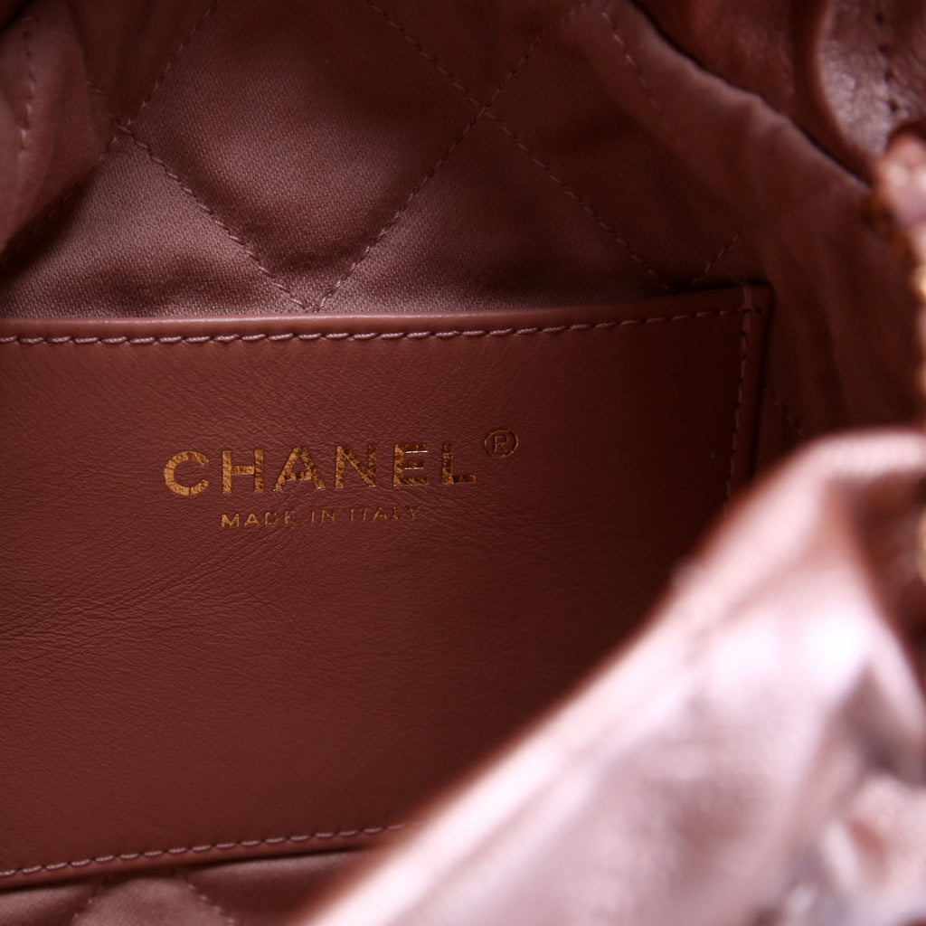 Chanel 22 Mini Metallic Calfskin RFID Pink
