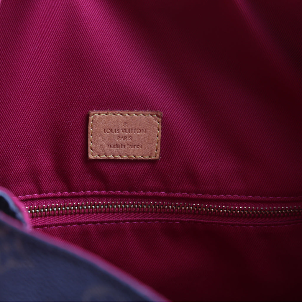 Graceful MM Monogram Berry