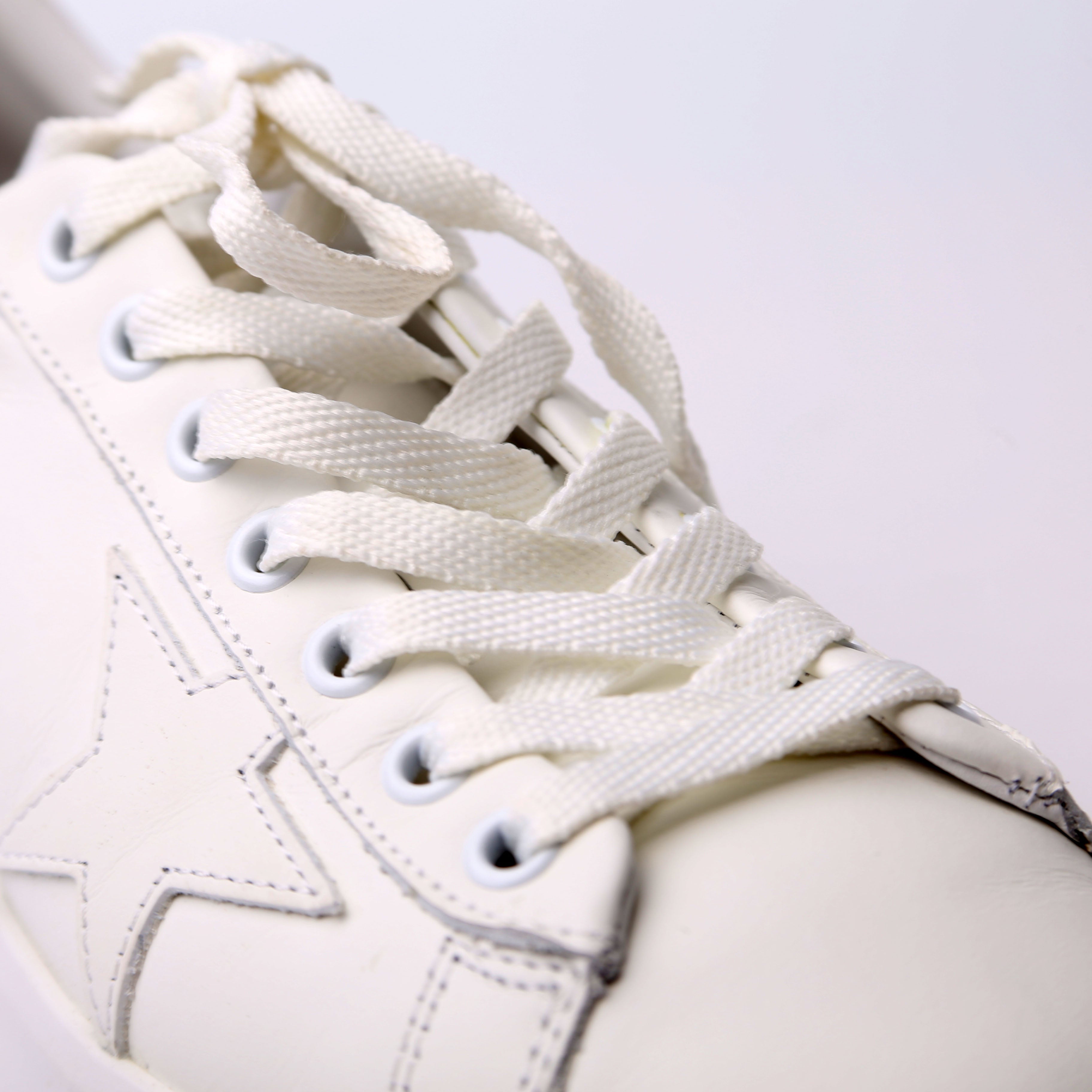 Pure Star Size 38 White/Black