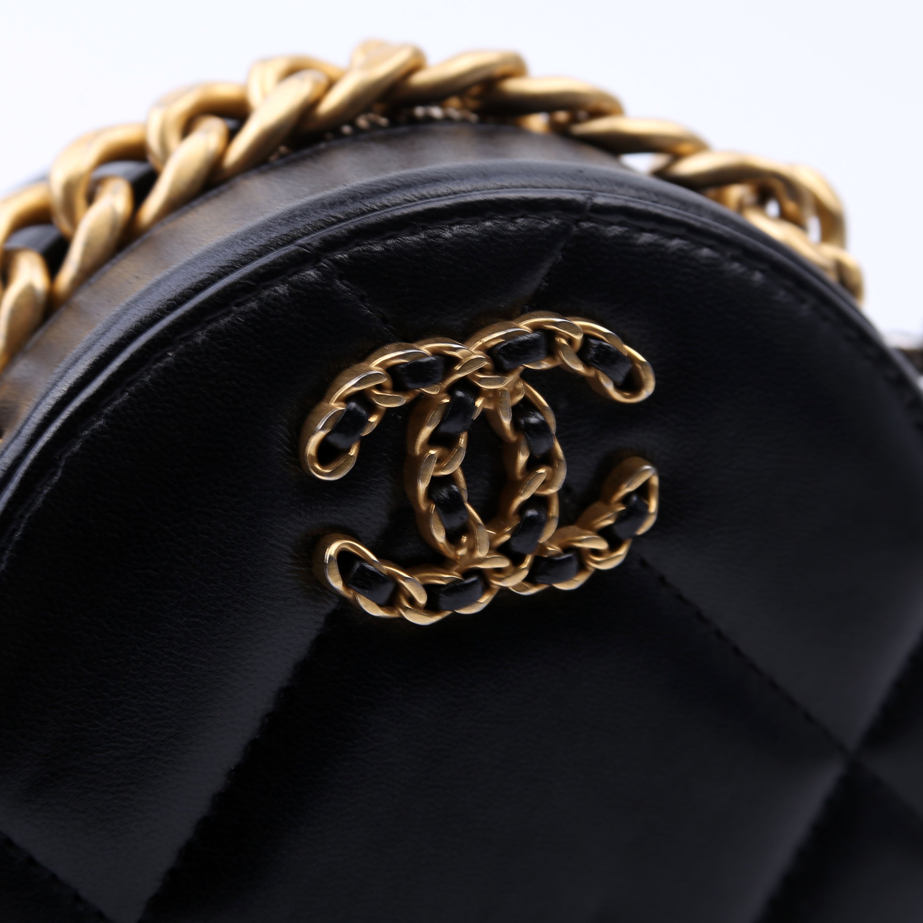 Chanel 19 Round Clutch Goatskin