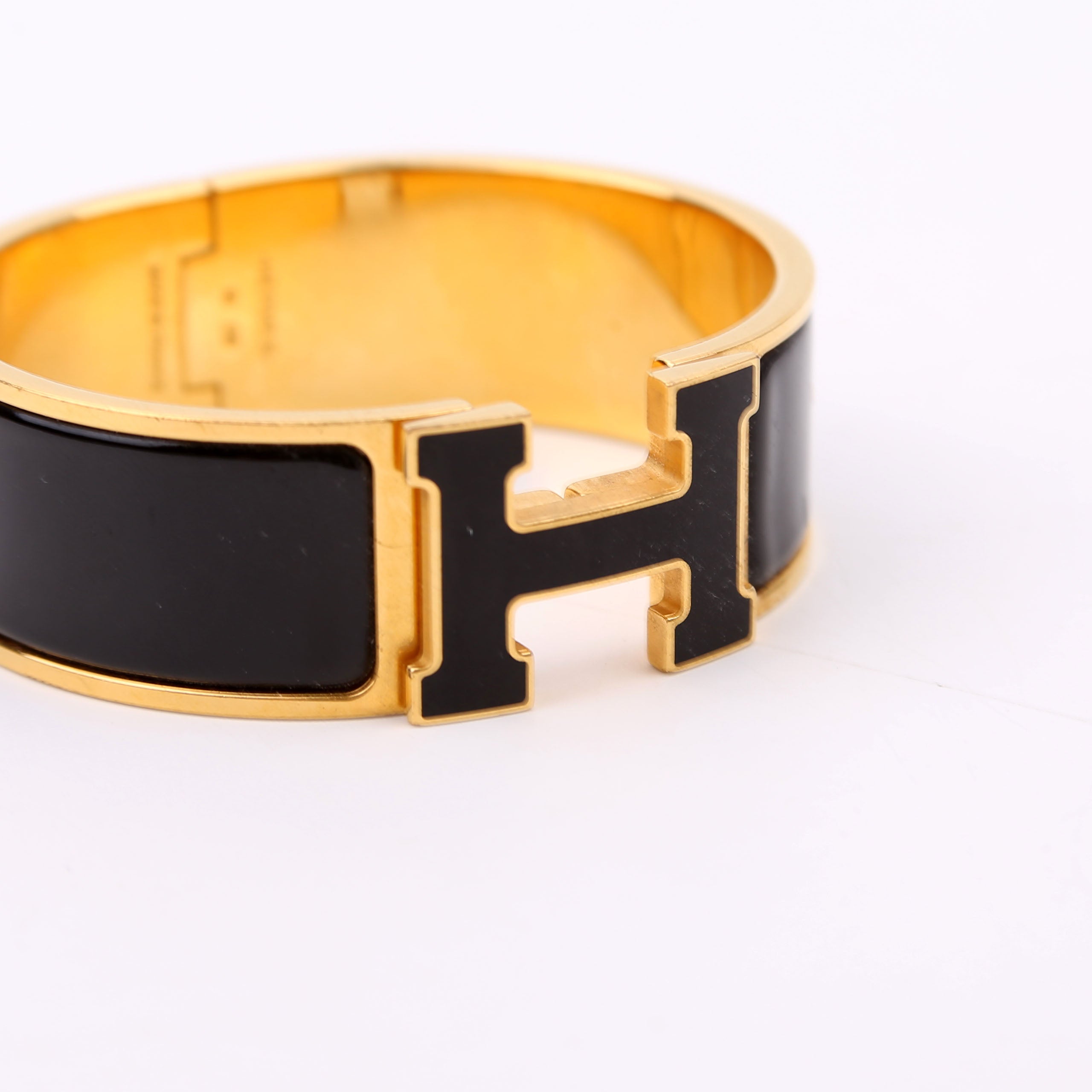 Clic Clac Wide PM Bracelet Gold/Black
