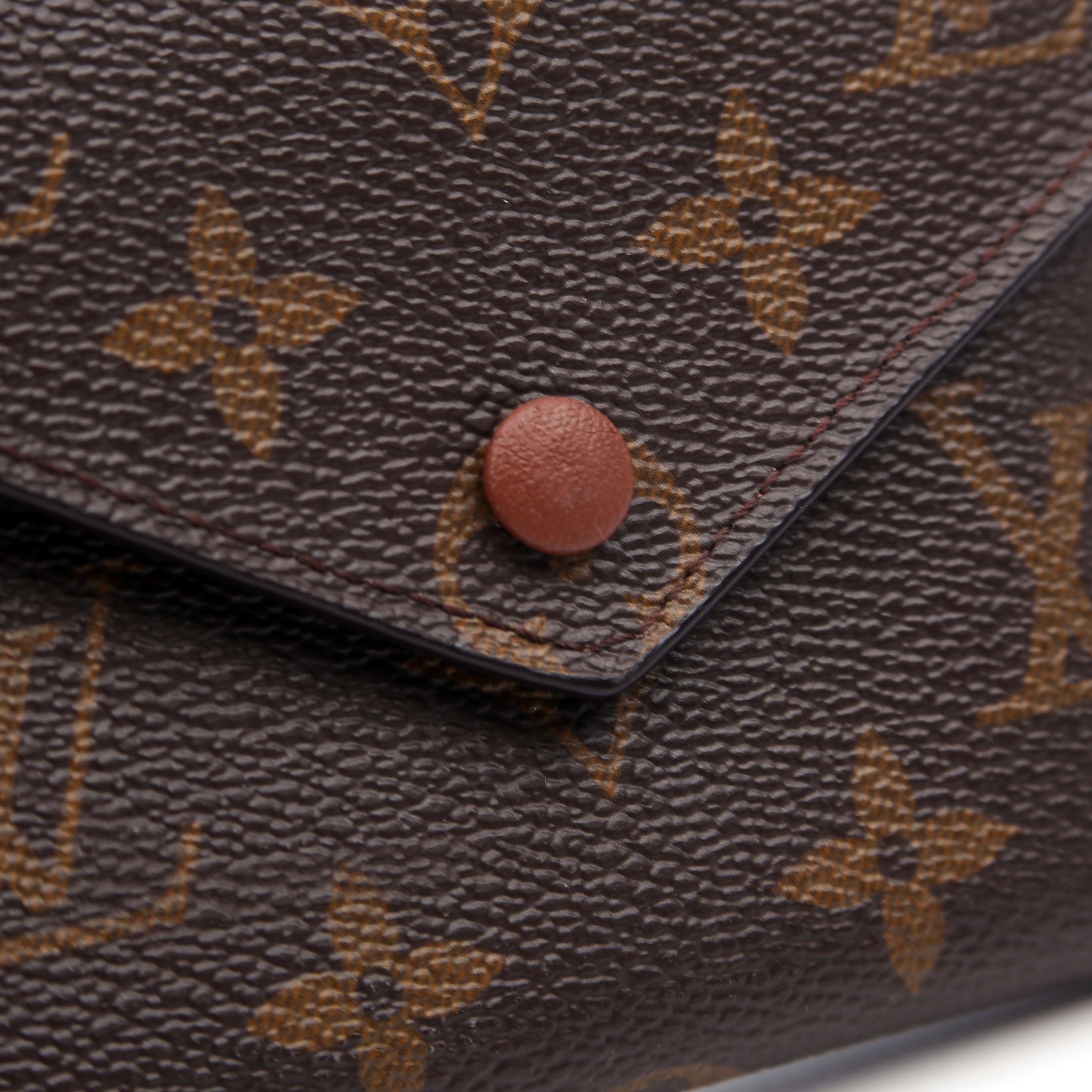 Victorine Wallet Monogram