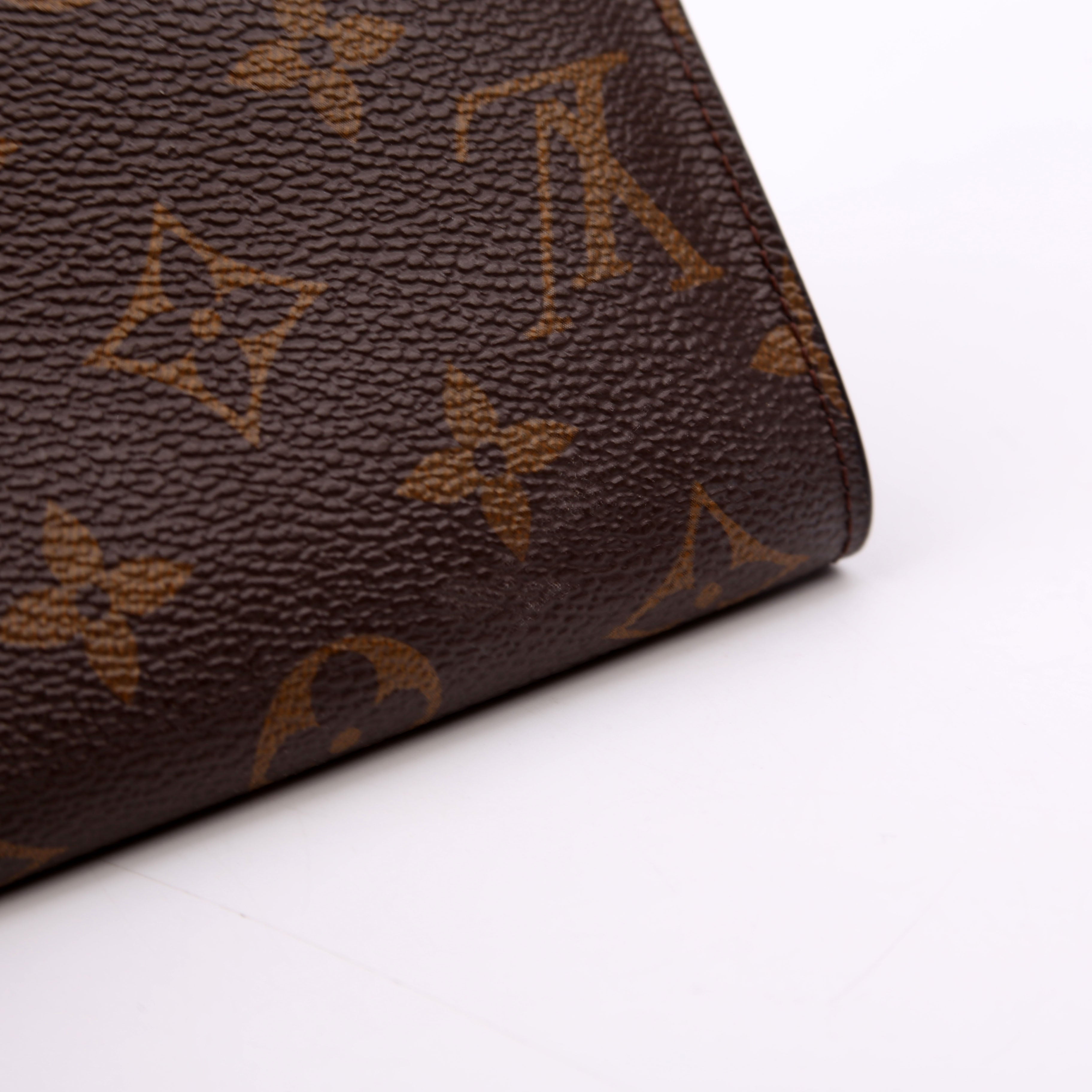 Victorine Wallet Monogram
