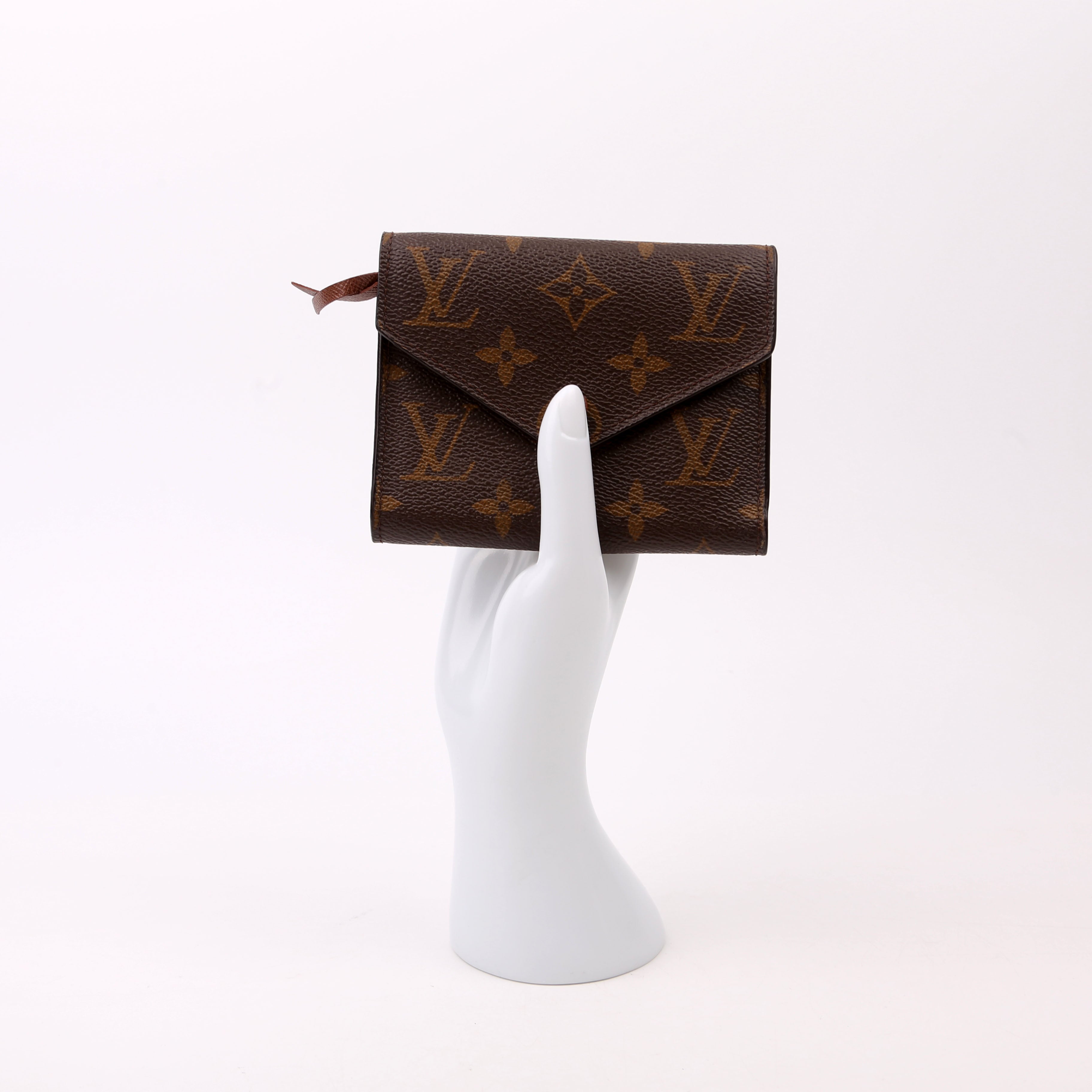 Victorine Wallet Monogram