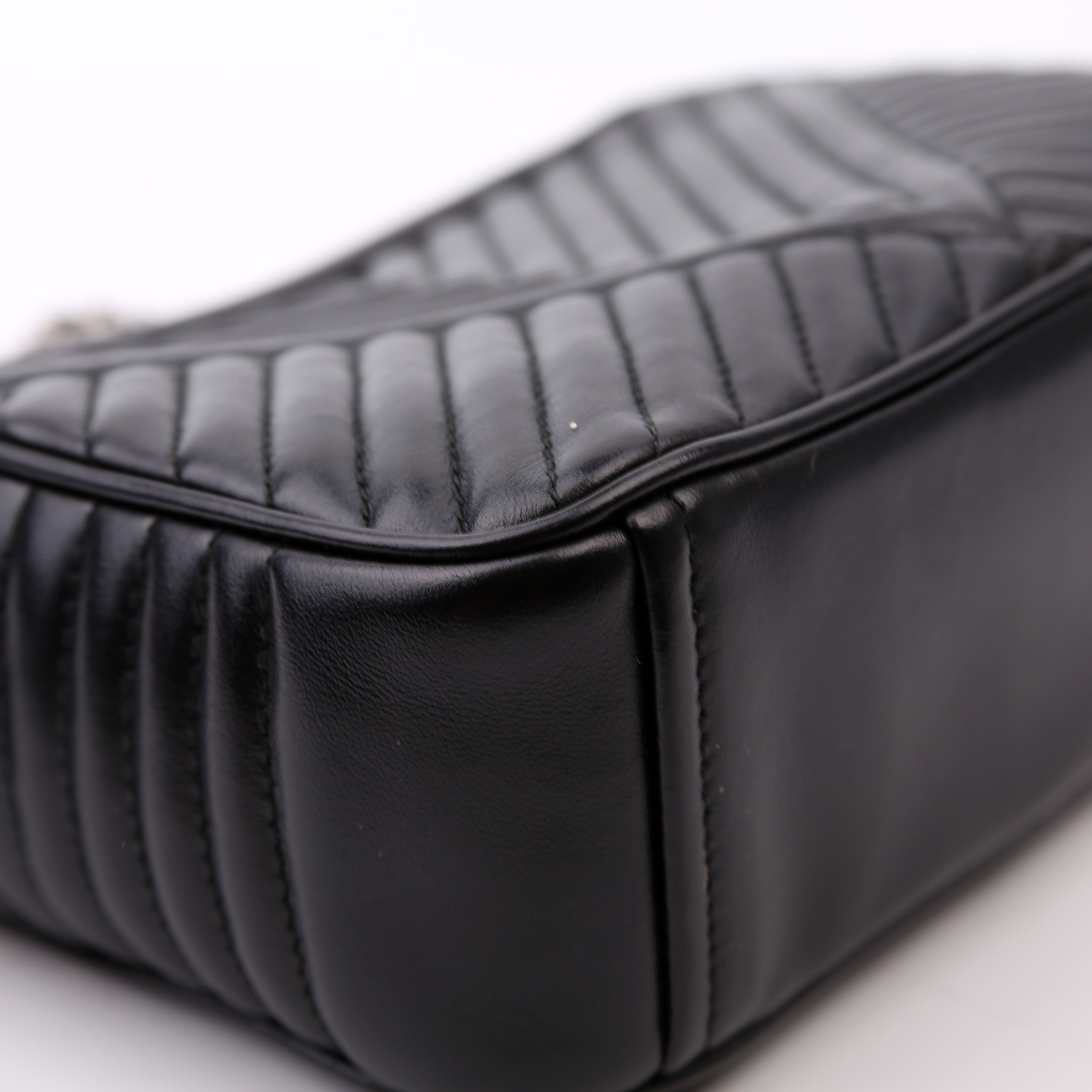 Diagramme Camera Bag Soft Calfskin Impunture Black