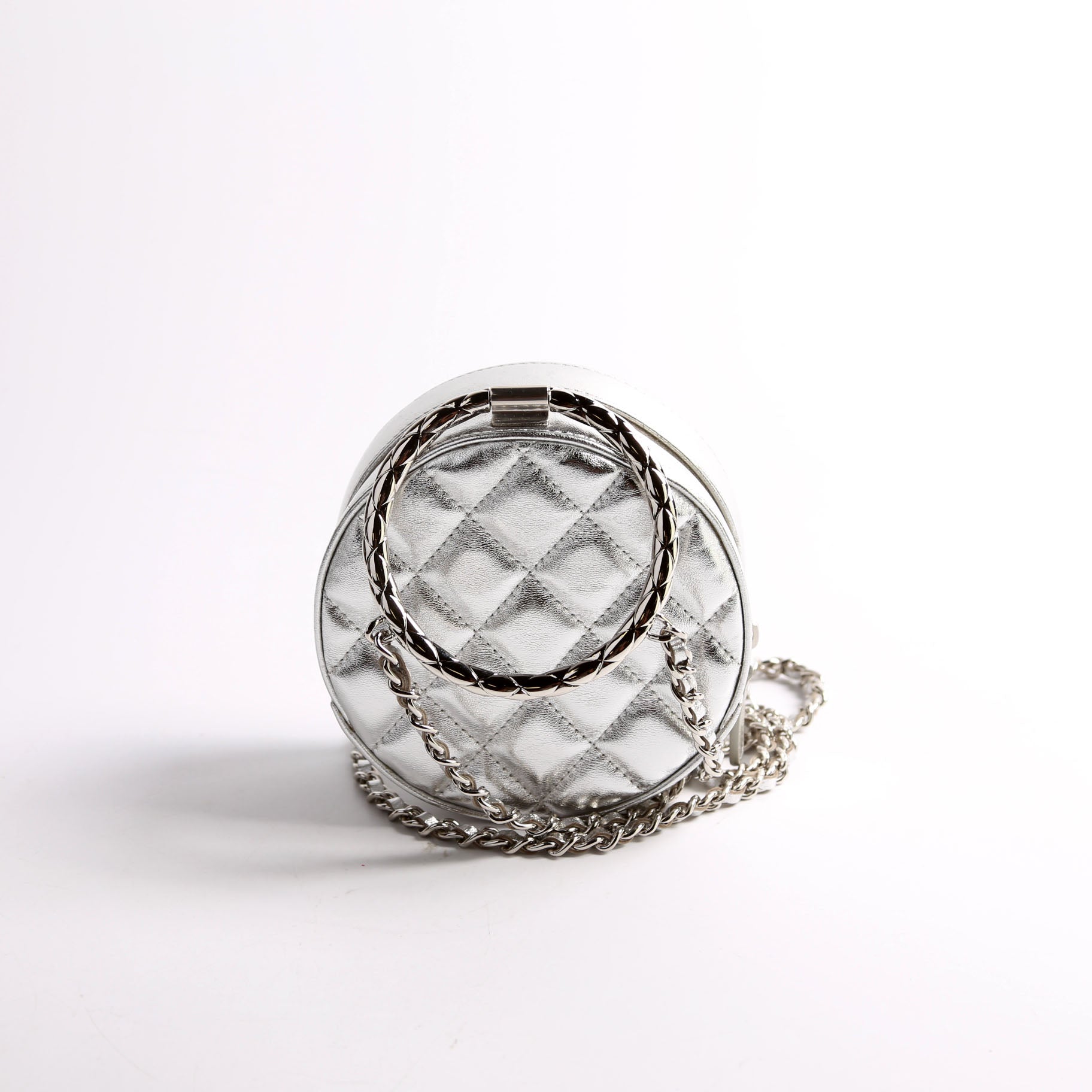 Metallic Quilted Round Bracelet Clutch With Chain Silver