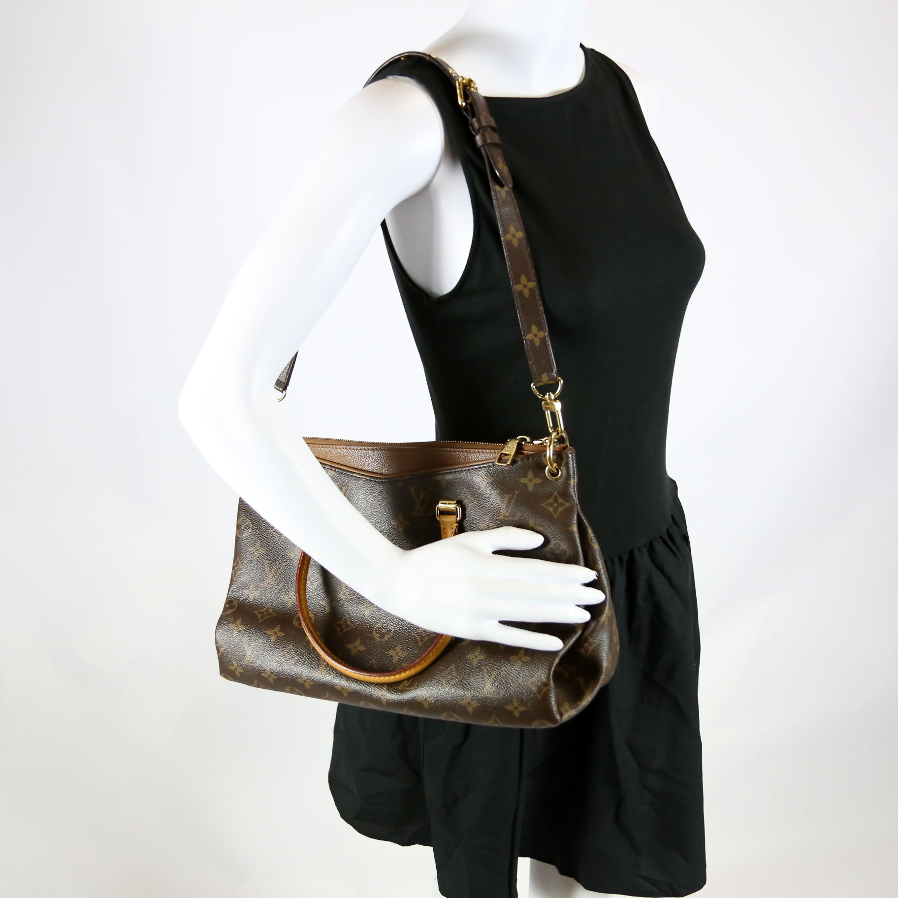 Pallas Tote Monogram Leather Side
