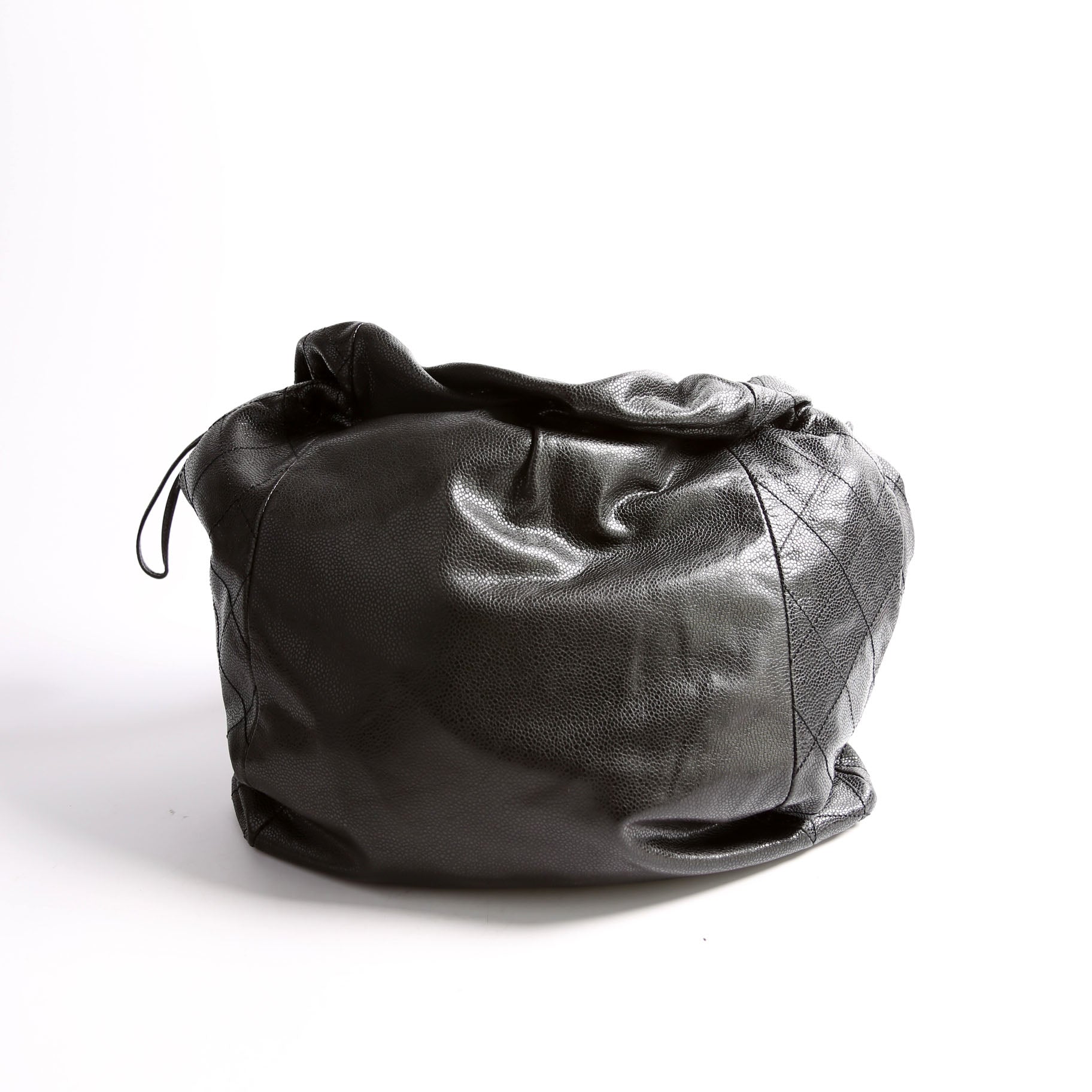 Caviar 31 Drawstring Tote 13M Black