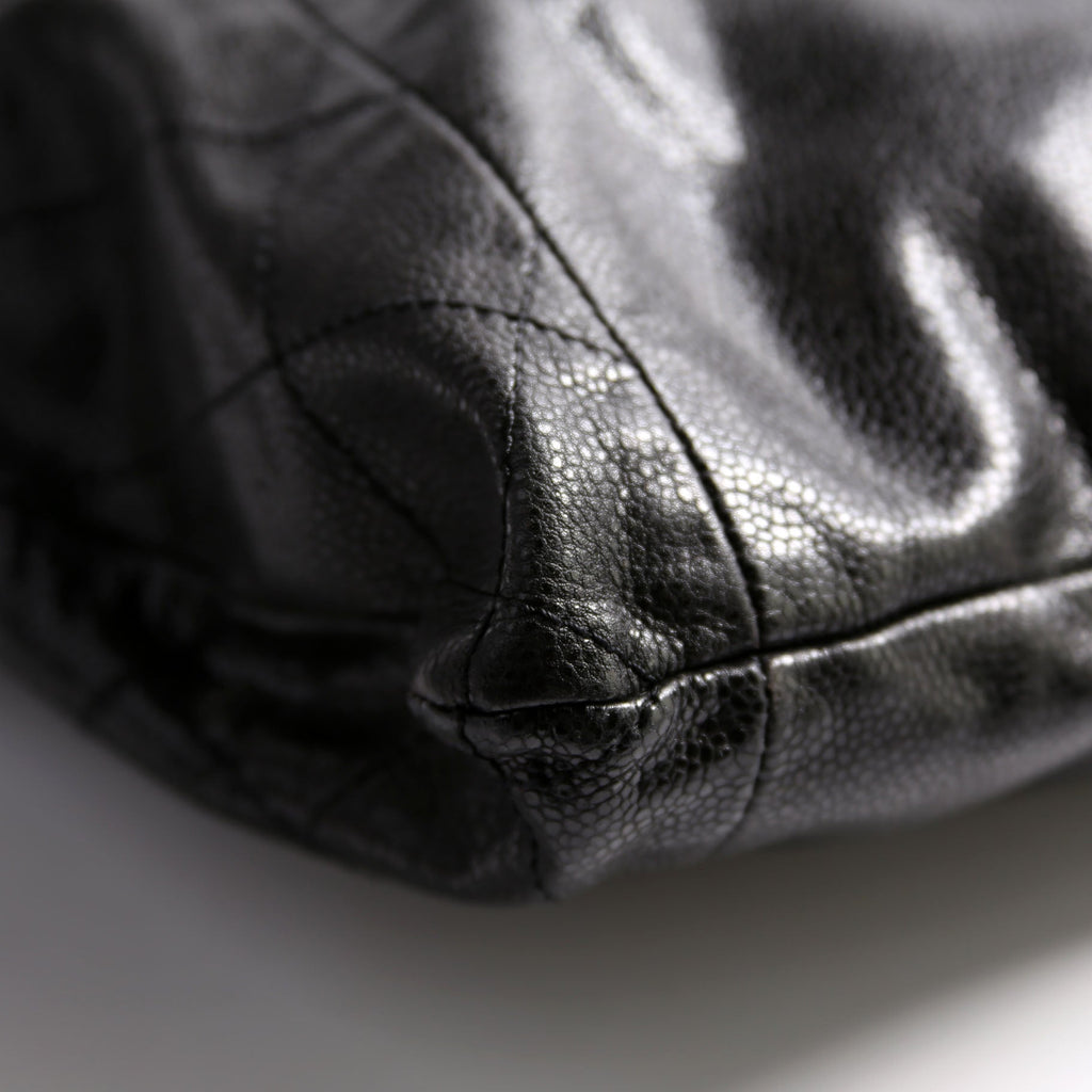Caviar 31 Drawstring Tote 13M Black