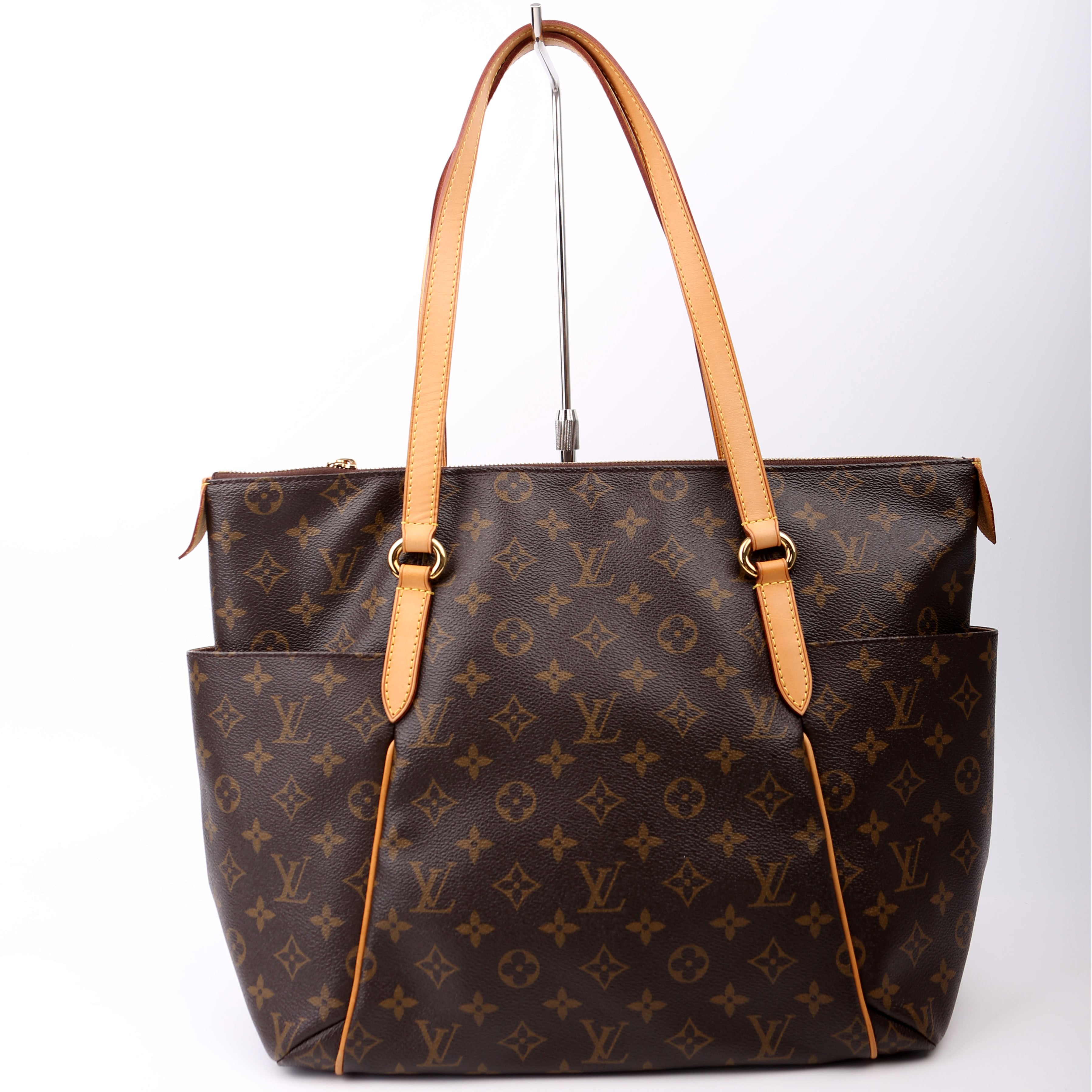 Totally MM Monogram