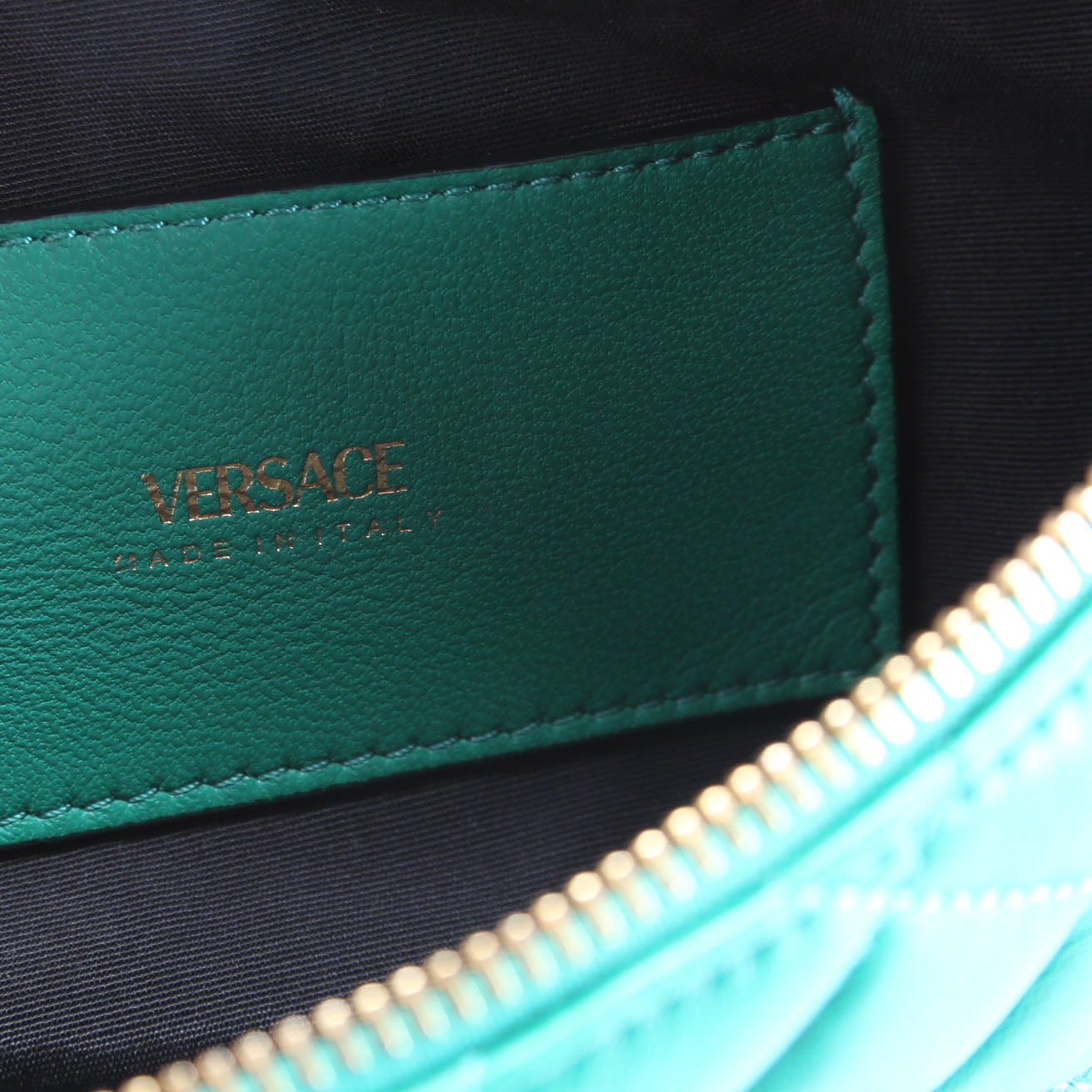 Quilted Medusa Belt Bag Green