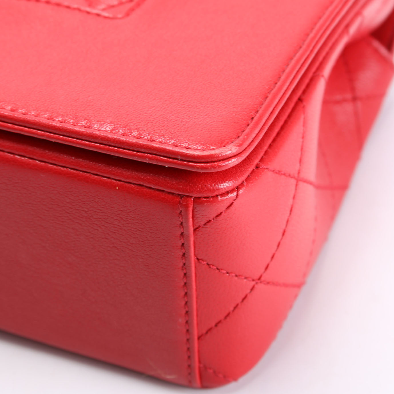 Mademoiselle Vintage Flap Bag Quilted Shiny Sheepskin Red/Gold