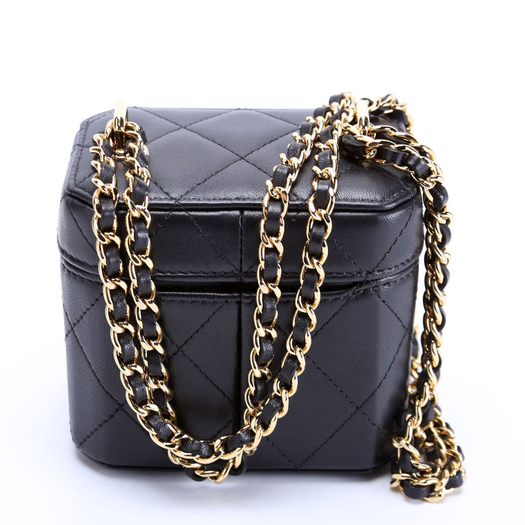 CC Turnlock Mini Vanity Clutch With Chain Quilted Lamb RFID Black