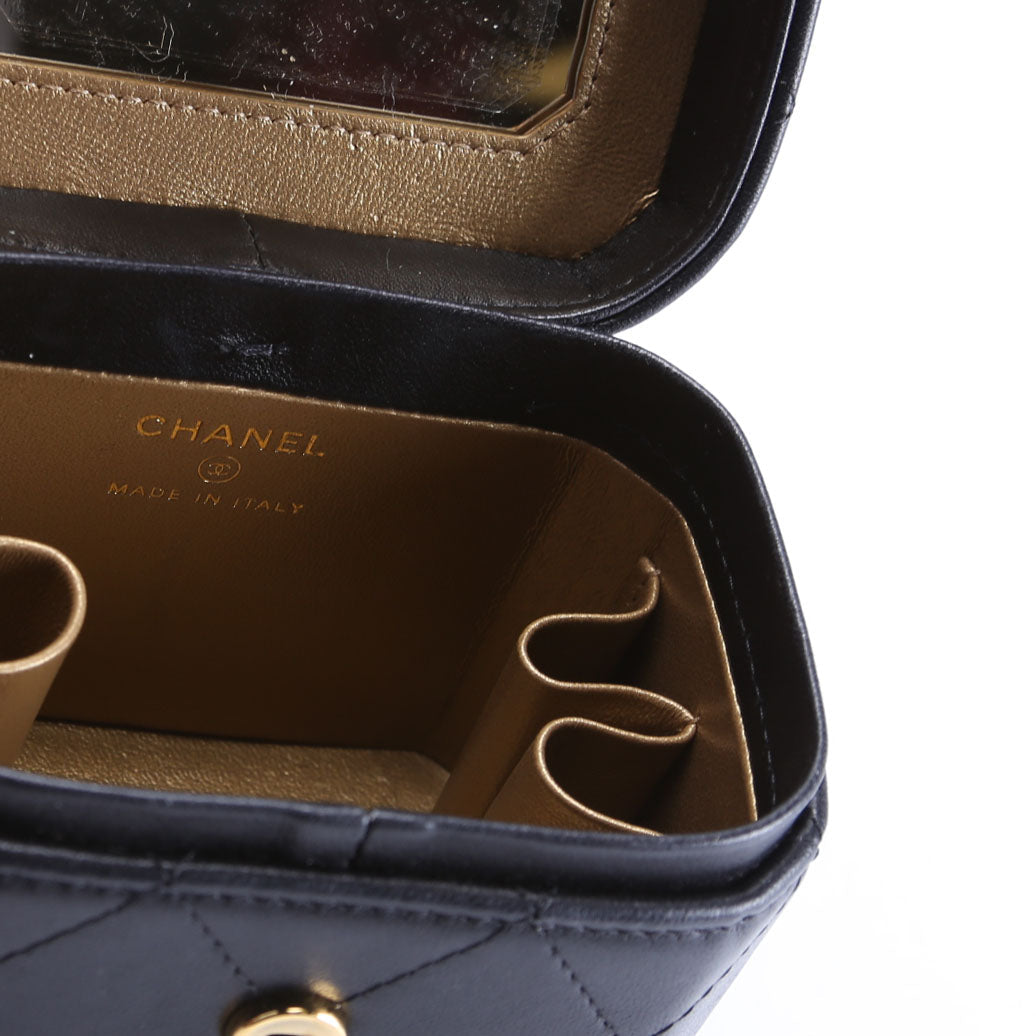CC Turnlock Mini Vanity Clutch With Chain Quilted Lamb RFID Black
