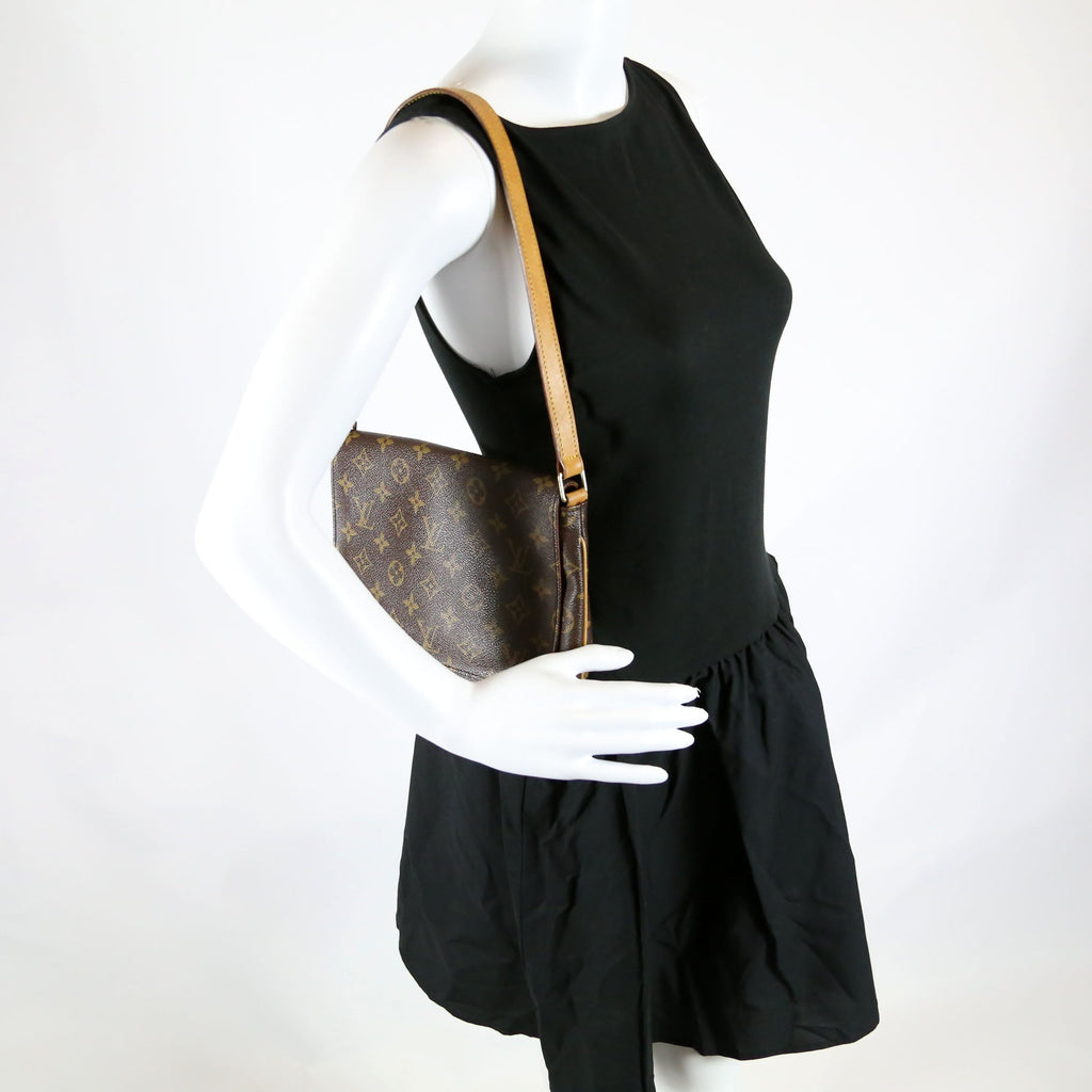 Musette Tango Short Monogram
