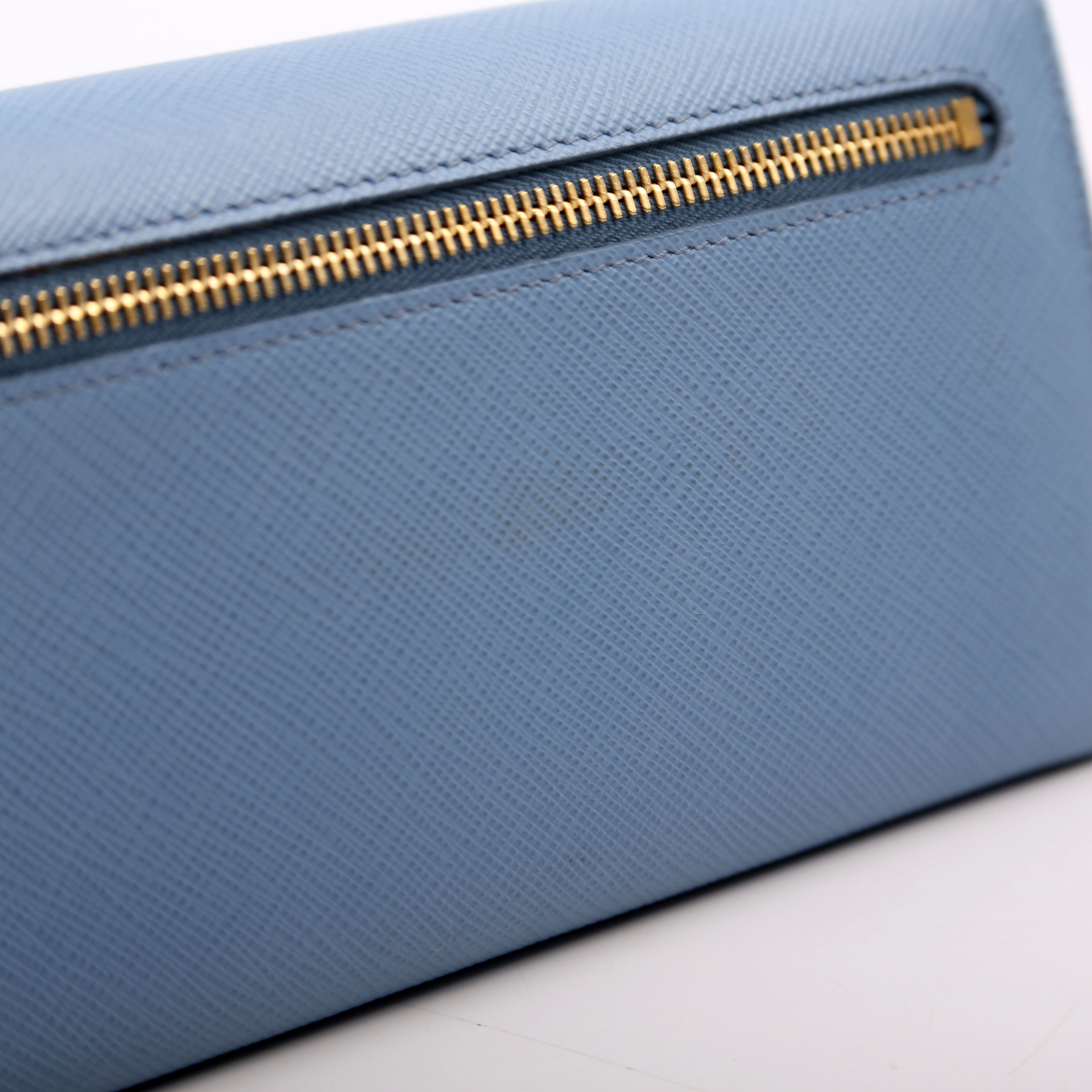 Saffiano Chain Wallet 1MH132 Blue