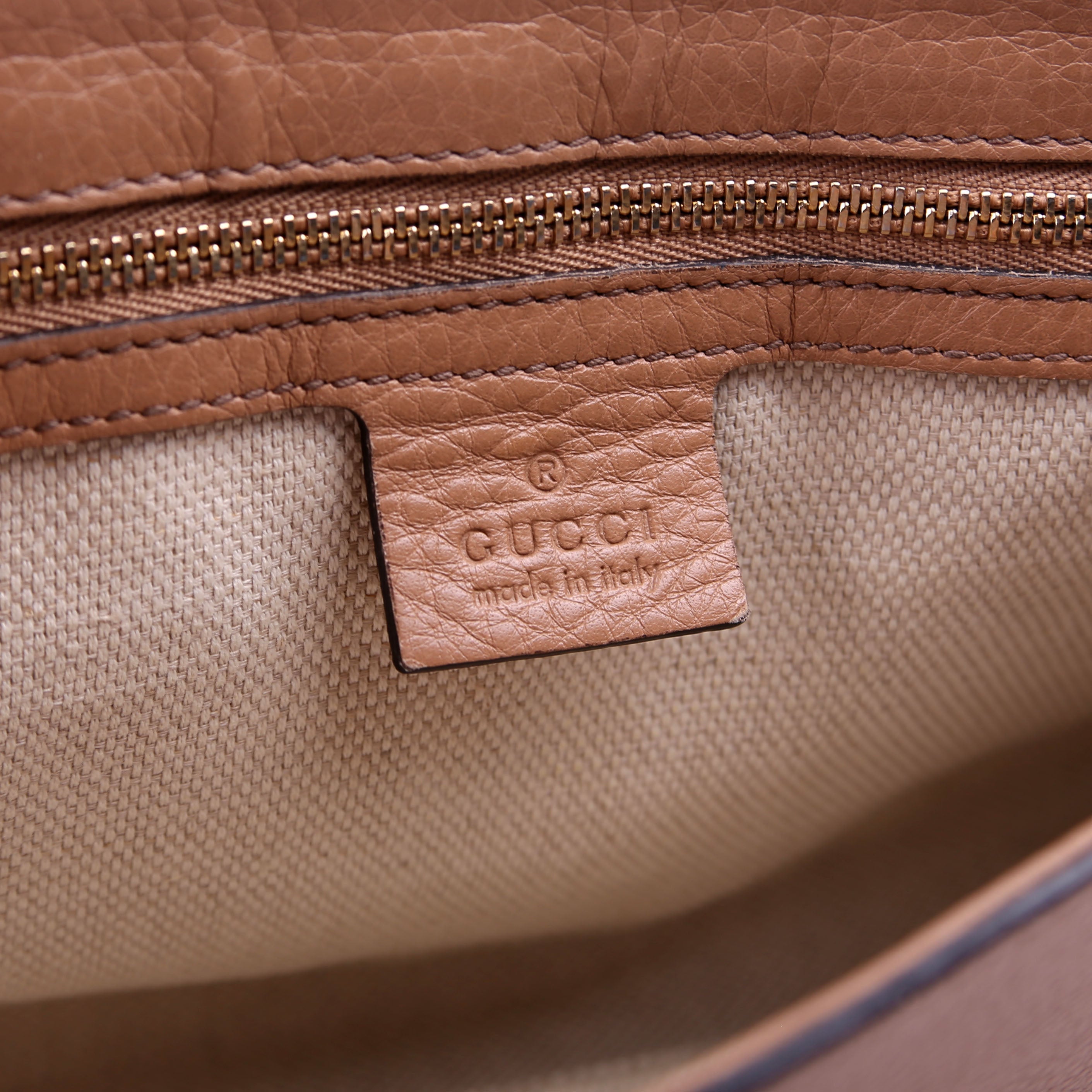 336752 Soho Chain Crossbody Medium Tan