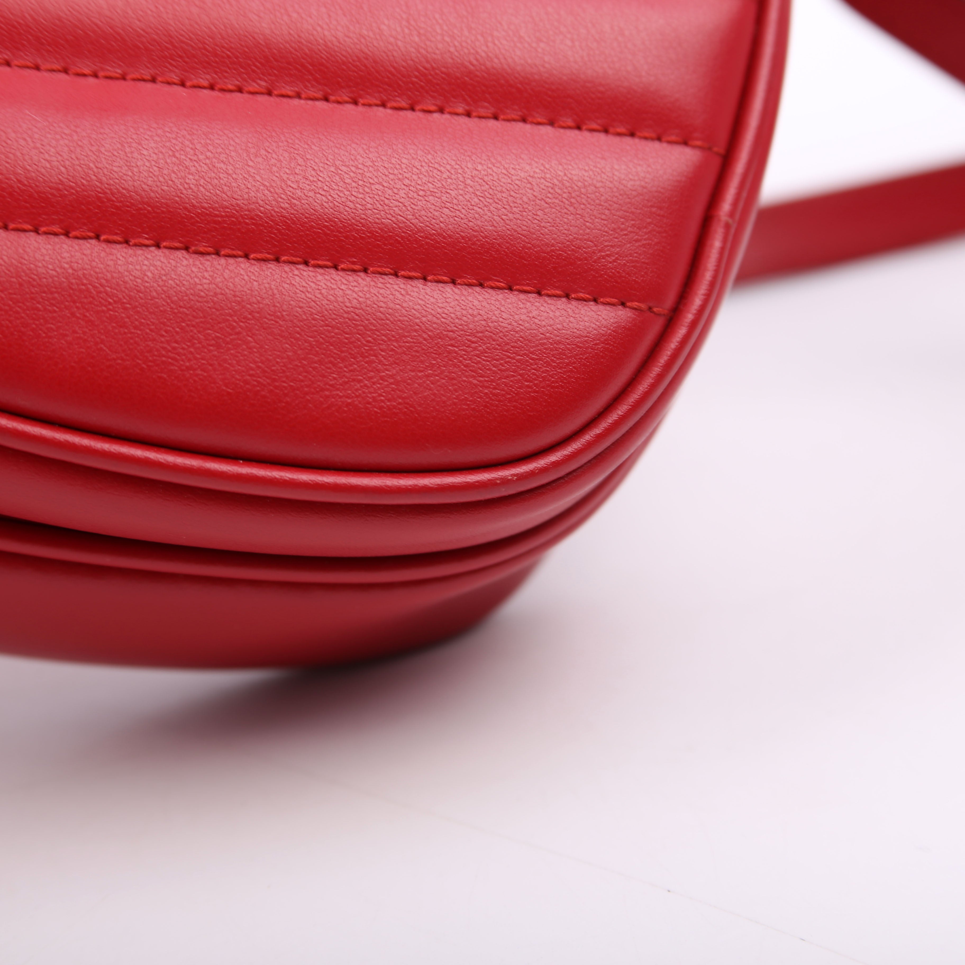 Gucci 751628 Interlocking G Mini Heart Bag Red