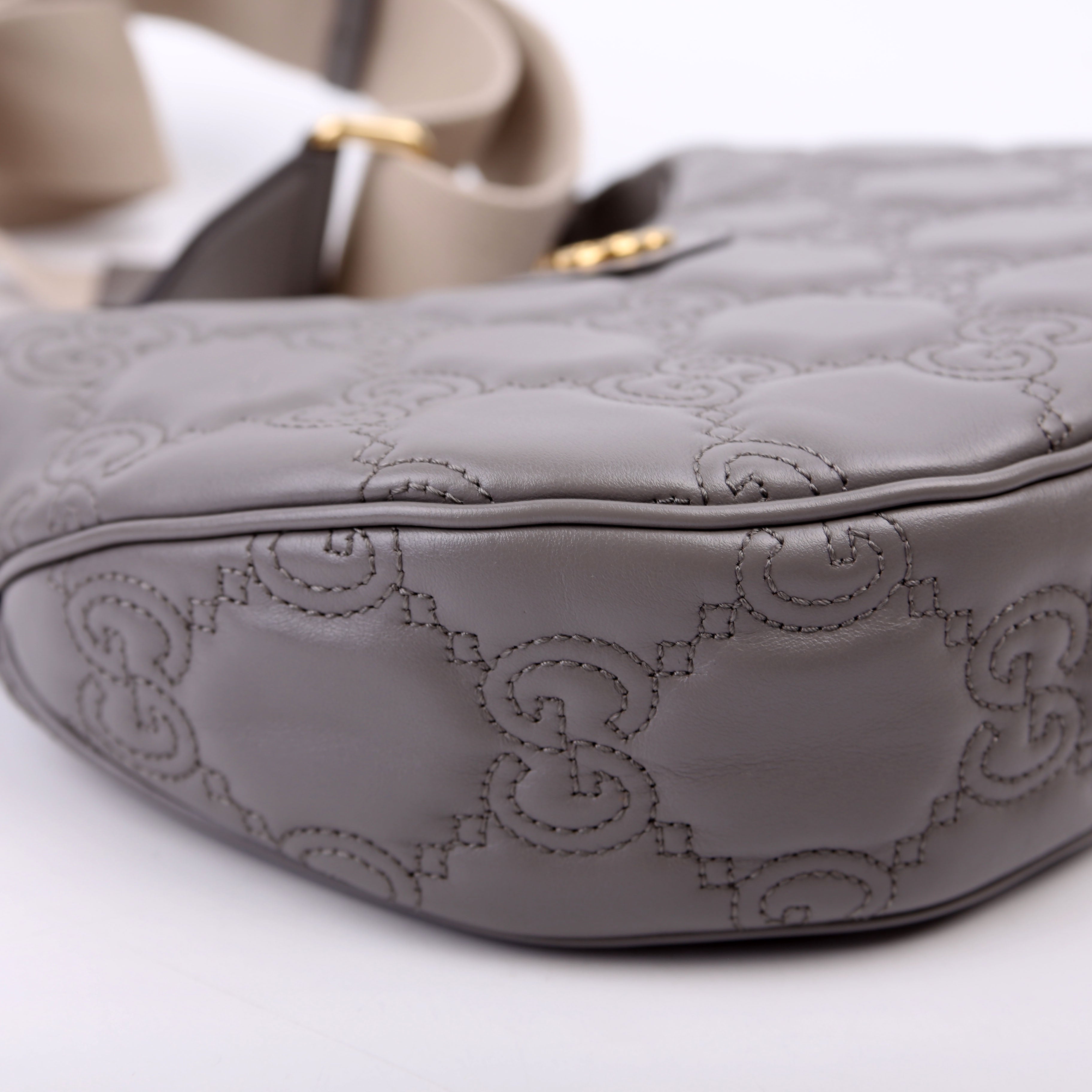 Gucci 739709 Matelasse Small Bag Grey