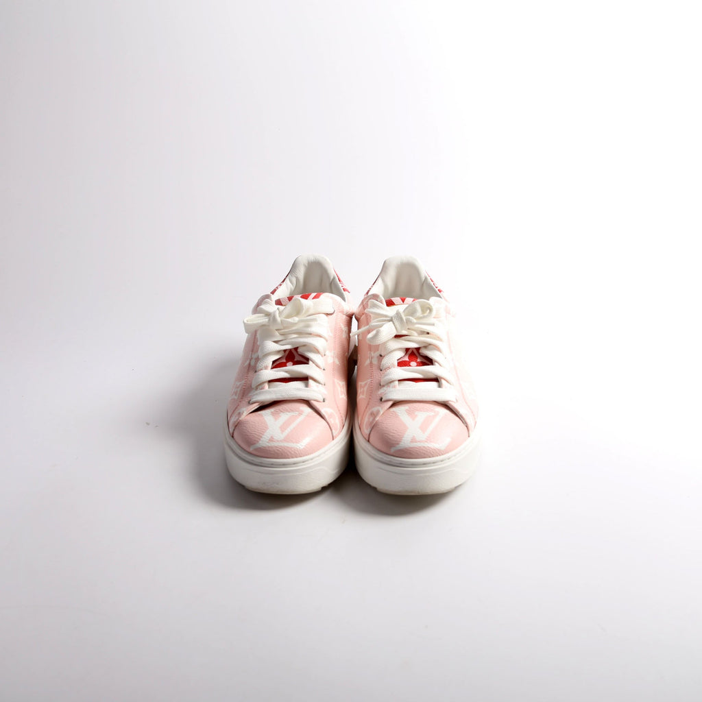 Timeout Sneakers Size 38