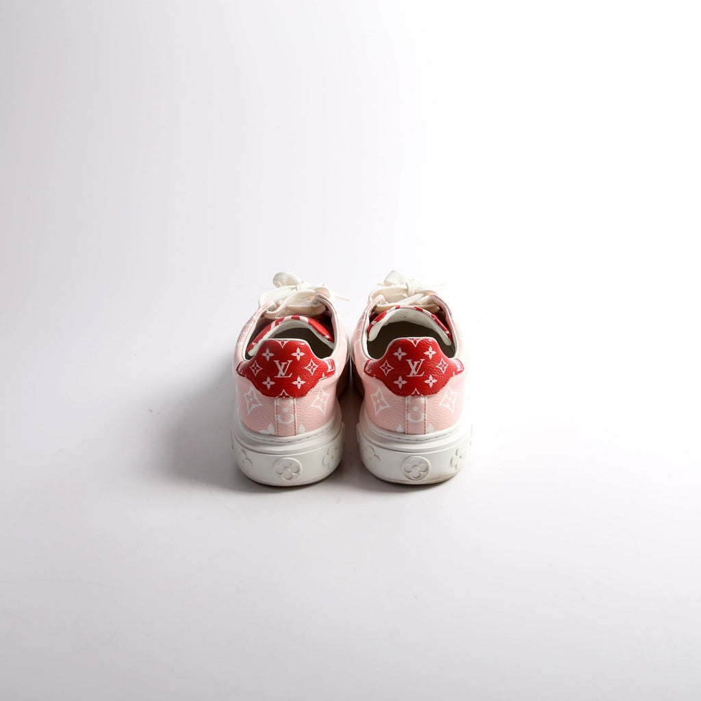 Timeout Sneakers Size 38
