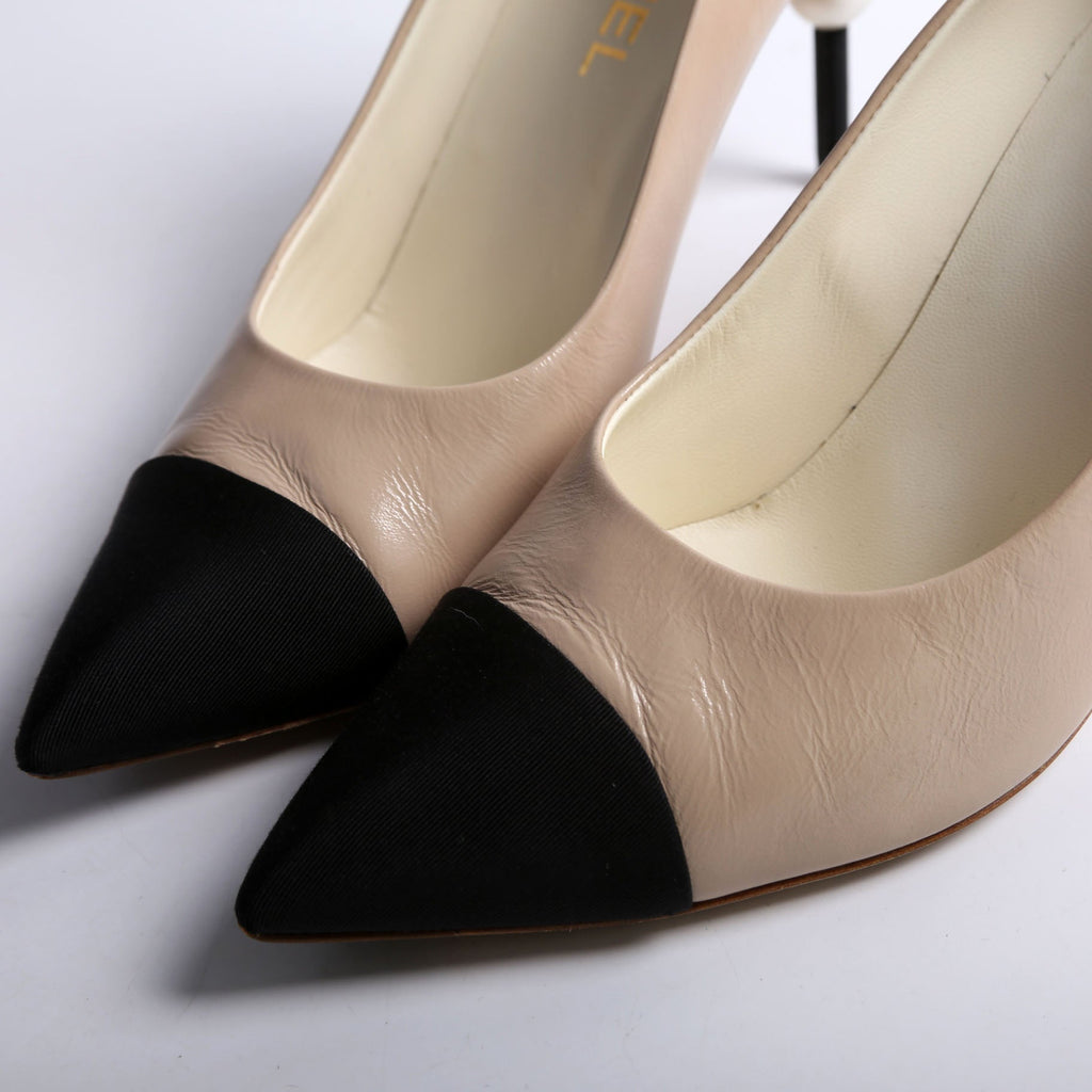 Cap Toe CC Pearl Heels Size 40 Nude/Black