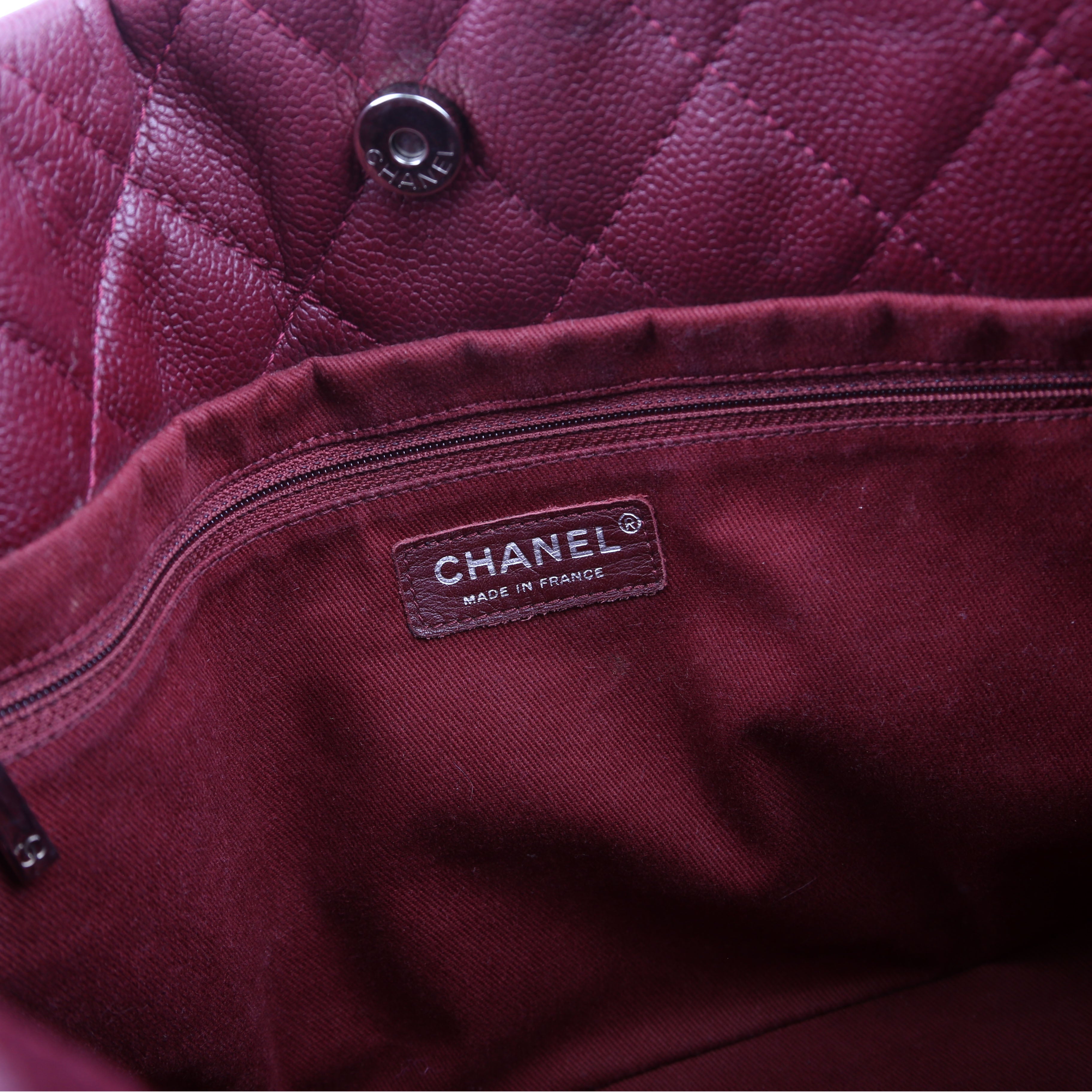 Timeless CC Soft Caviar Tote 14M Burgundy