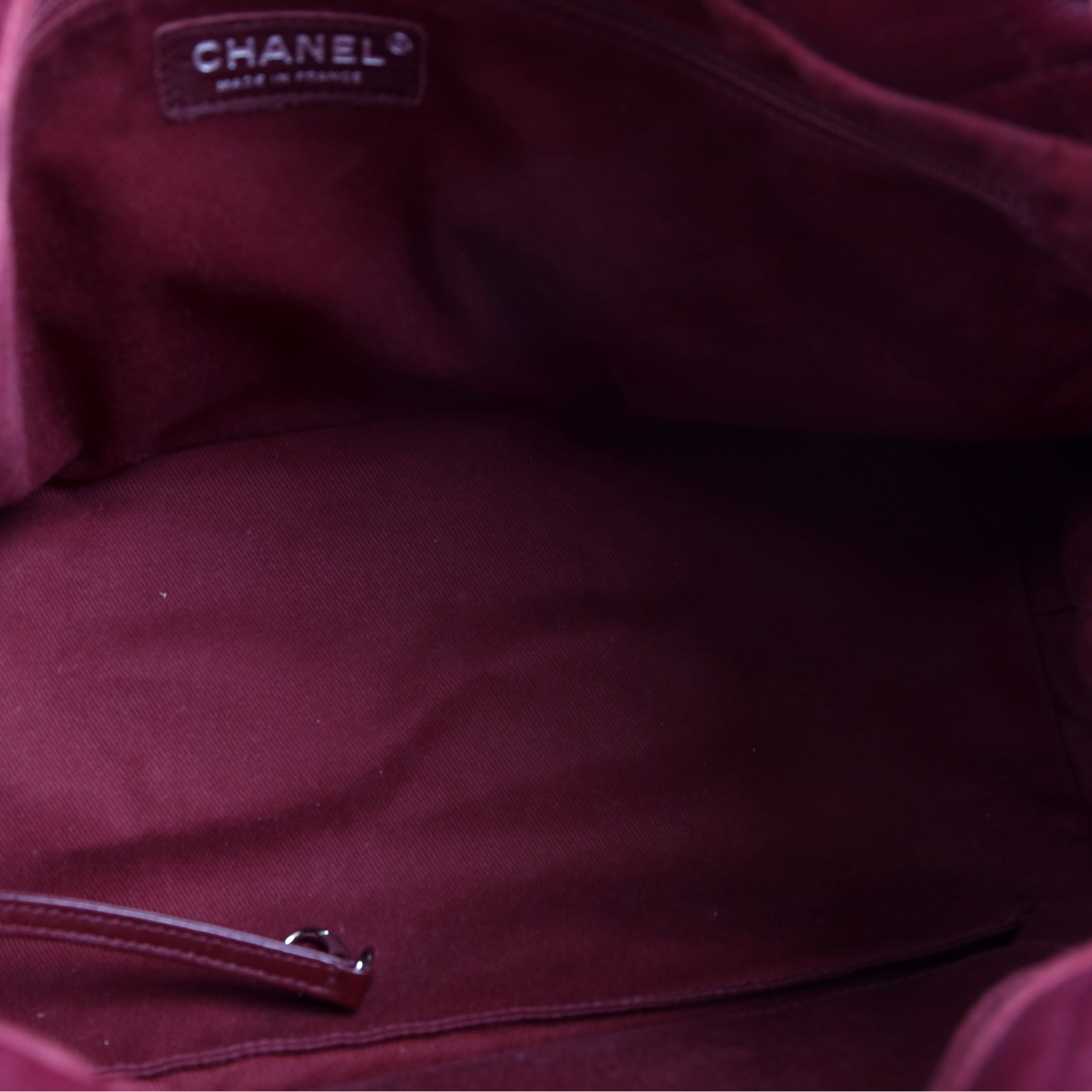 Timeless CC Soft Caviar Tote 14M Burgundy