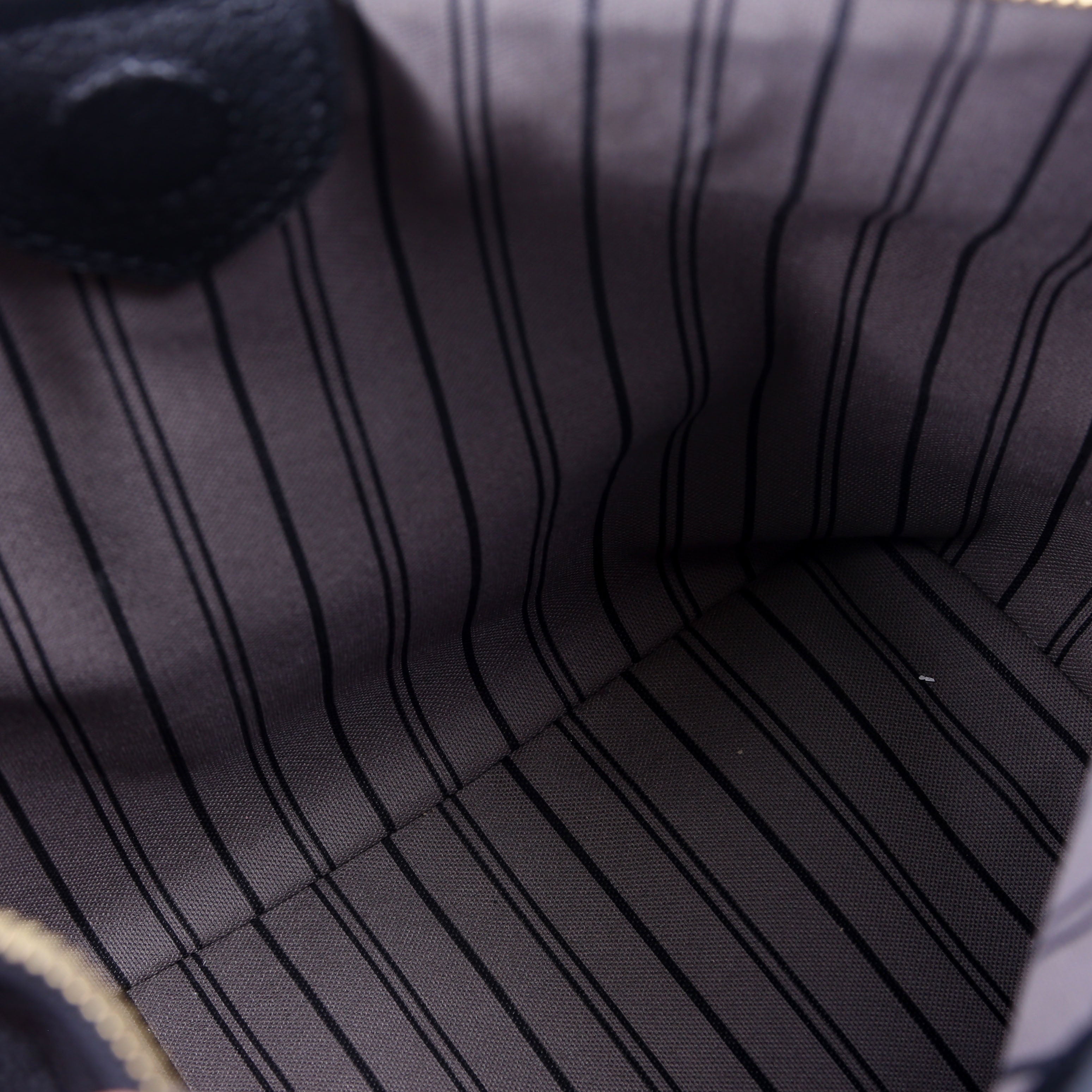 Mazarine PM Empreinte Black