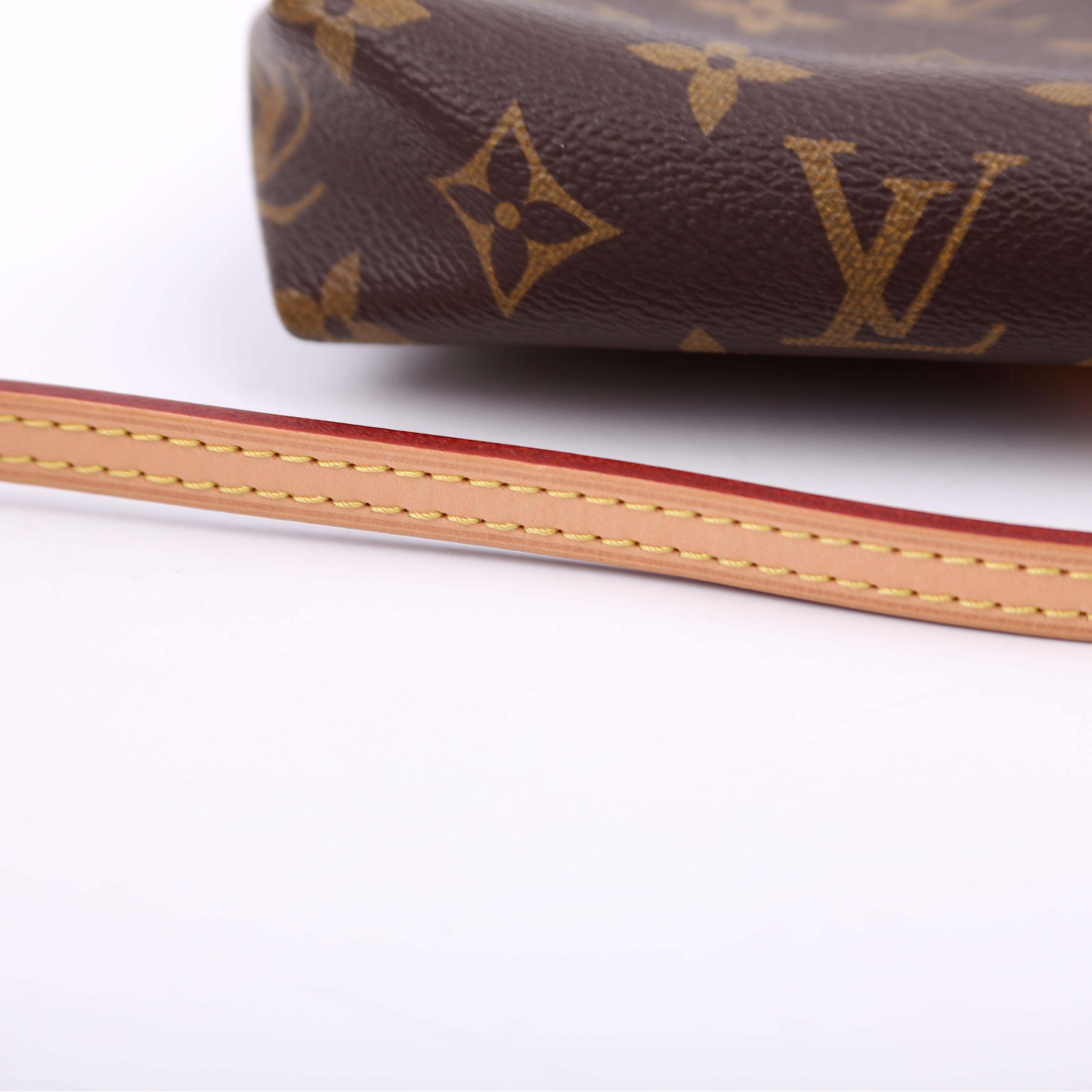 Pallas Clutch Monogram Navy