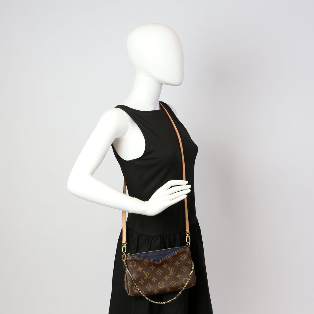 Pallas Clutch Monogram Navy