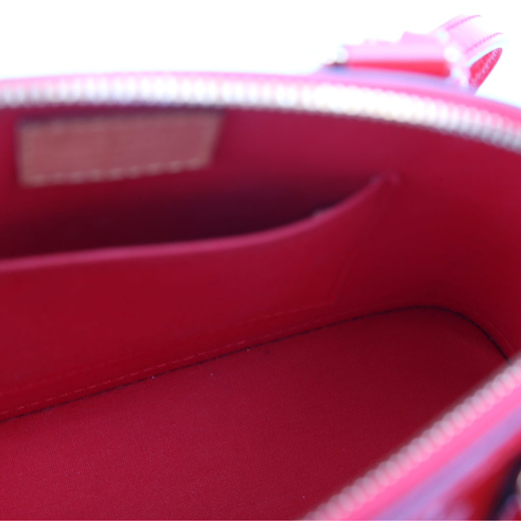 Alma BB Vernis Red