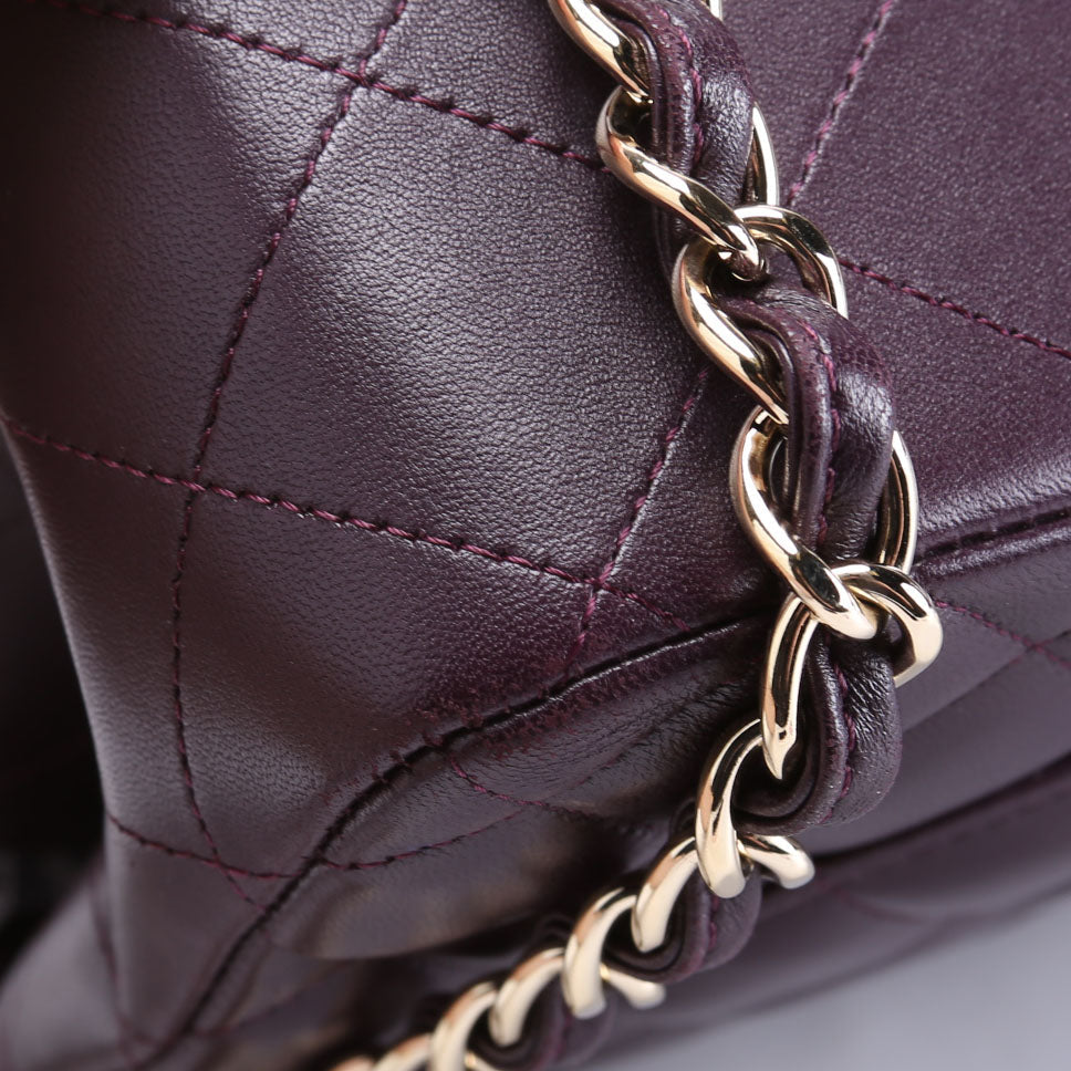 Classic Flap Jumbo Lambskin 23M Plum