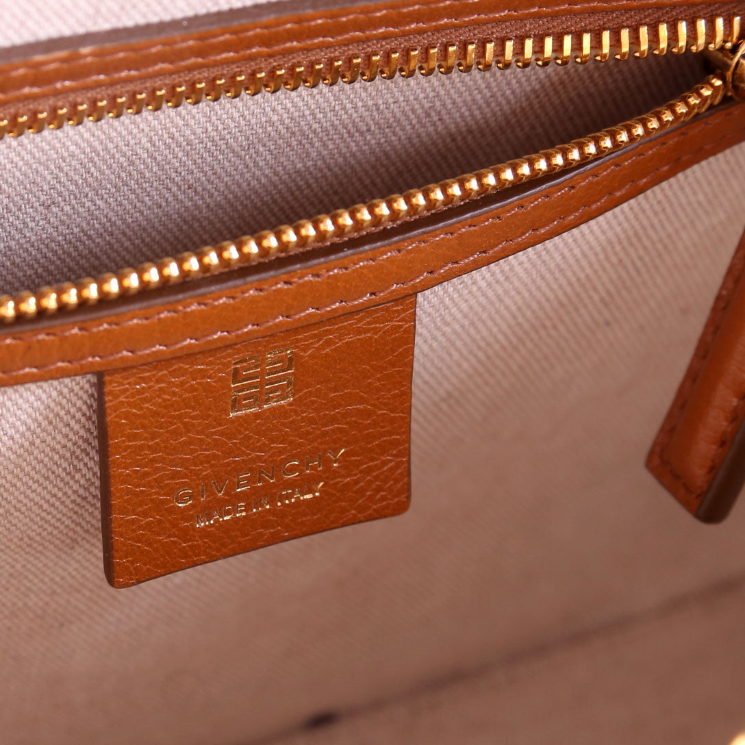 Antigona Satchel Medium Shiny Leather Brown