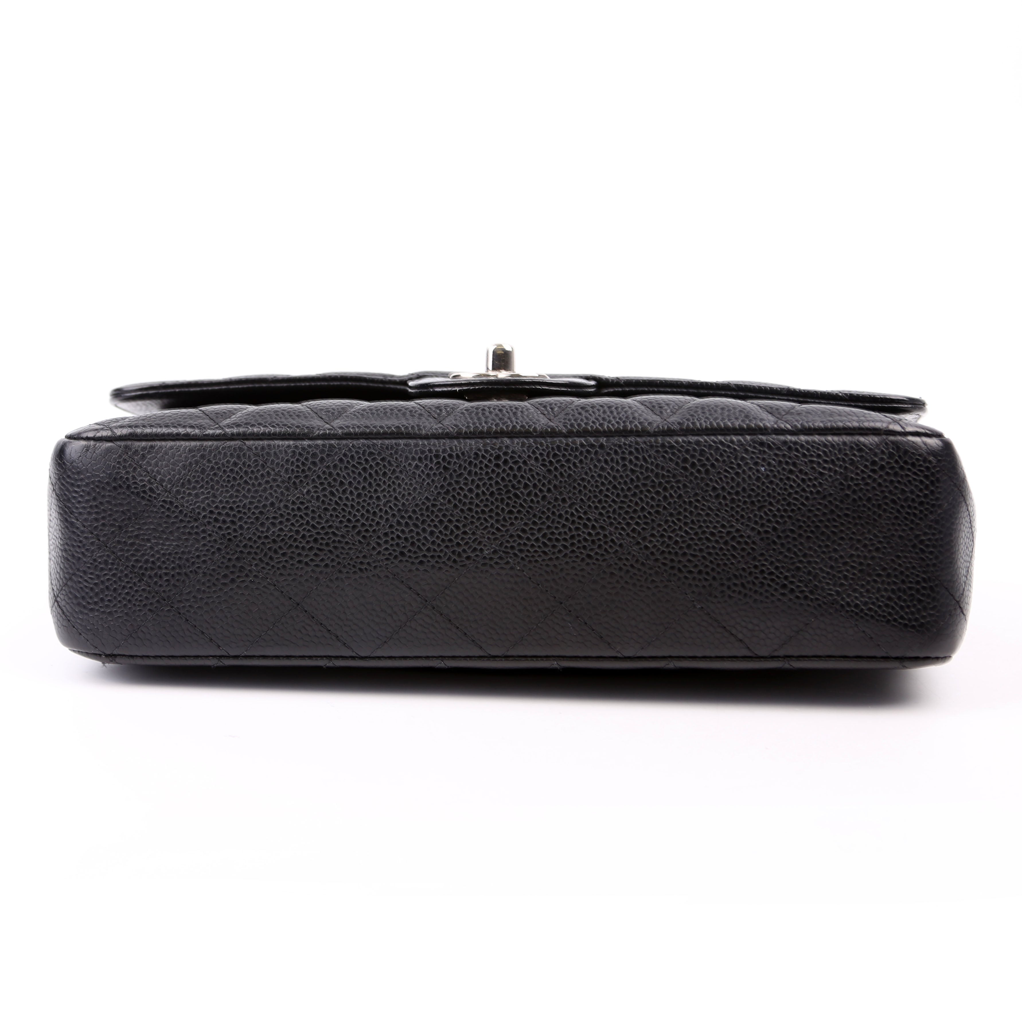 Classic Flap Medium Caviar Black