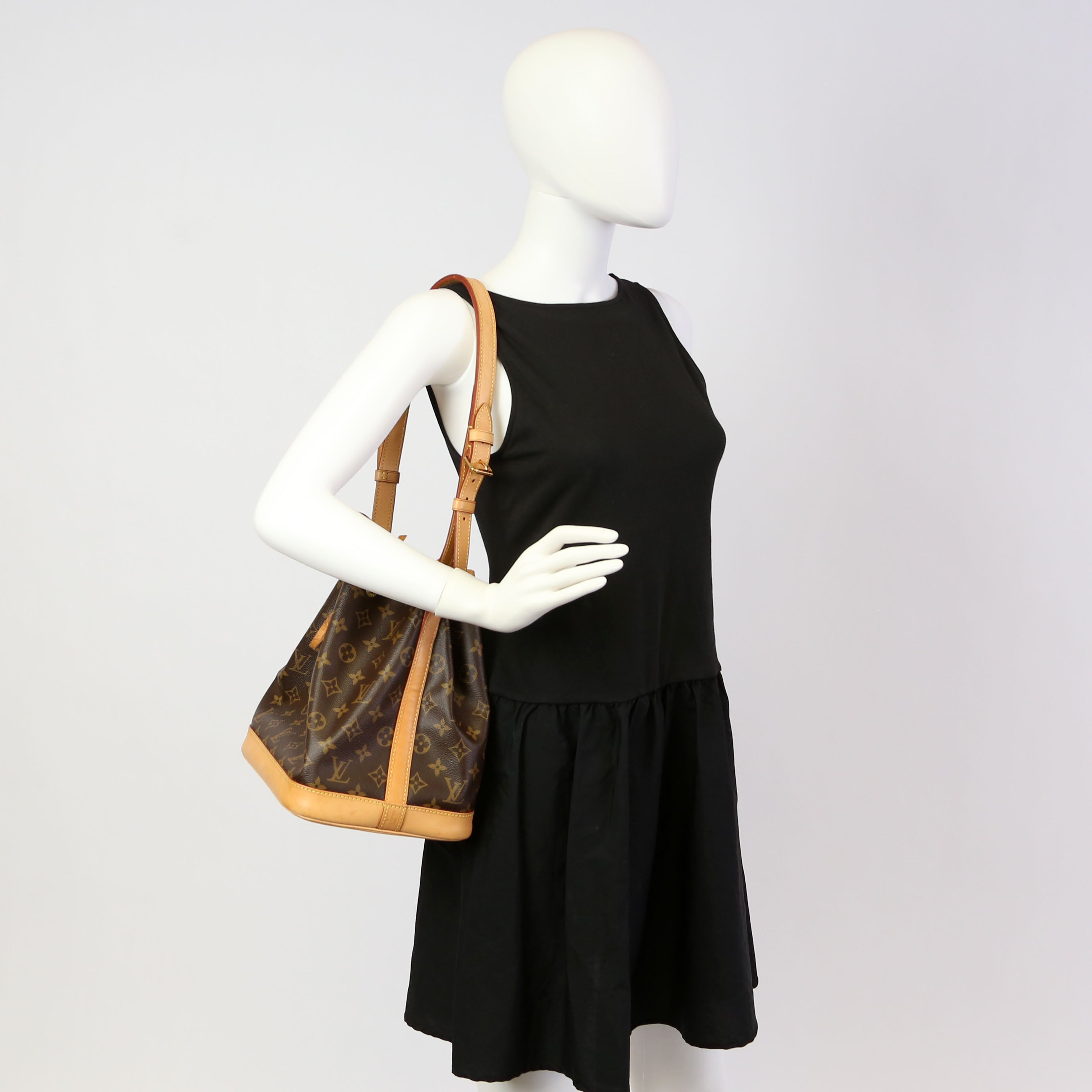 Noe Petit NM Monogram