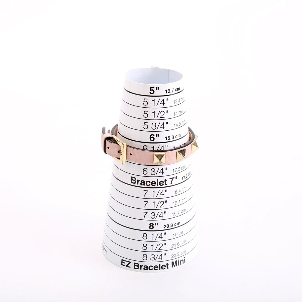 The Rockstud Leather Bracelet Pink