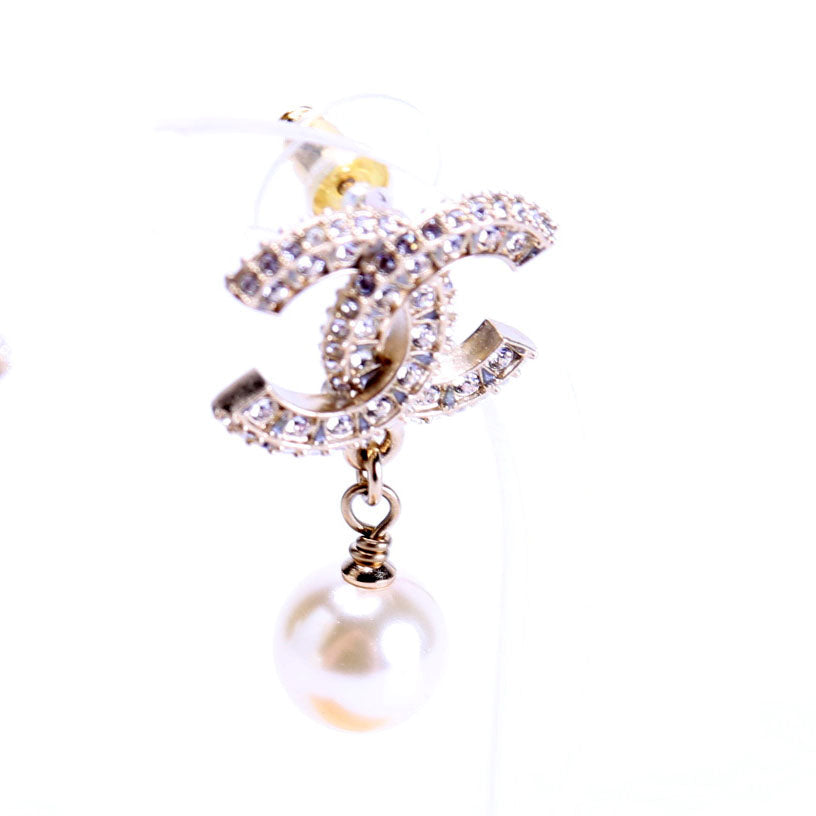 Crystal CC Pearl Drop Earrings Gold/Pearl