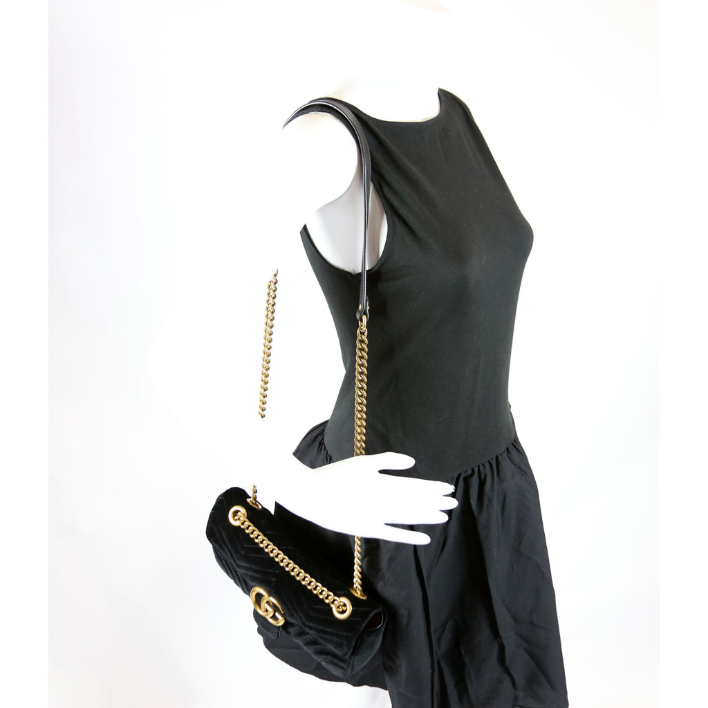 443497 Marmont Shoulder Velvet Small Flap Black