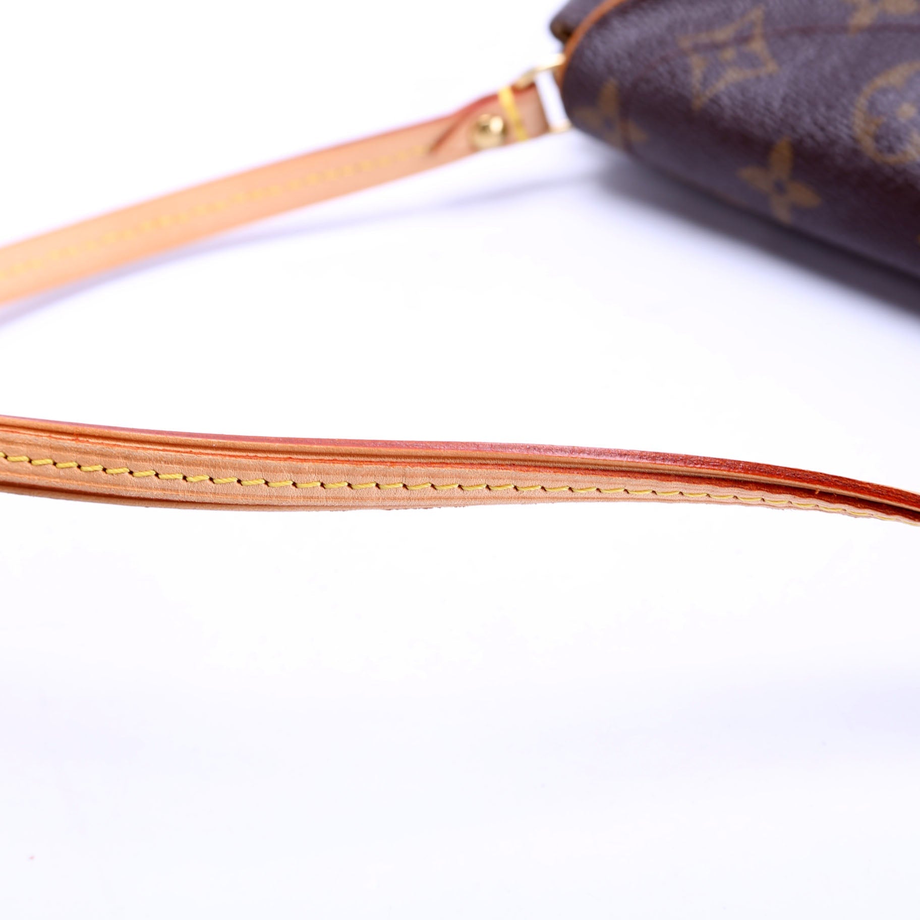 Beverly Clutch Monogram