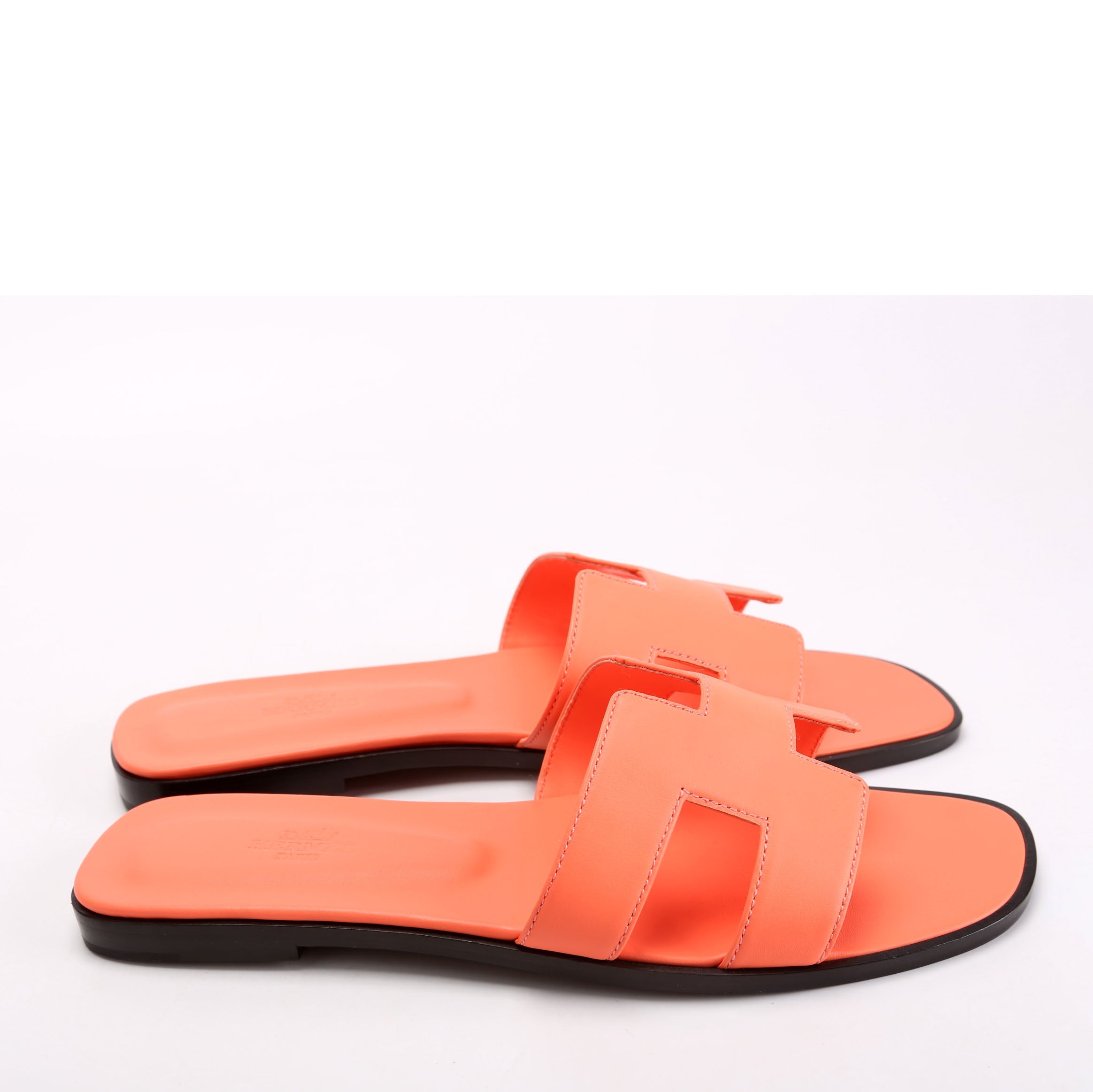 Oran Sandals Size 41 Coral