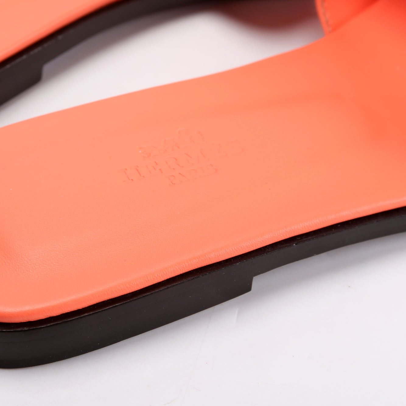 Oran Sandals Size 41 Coral