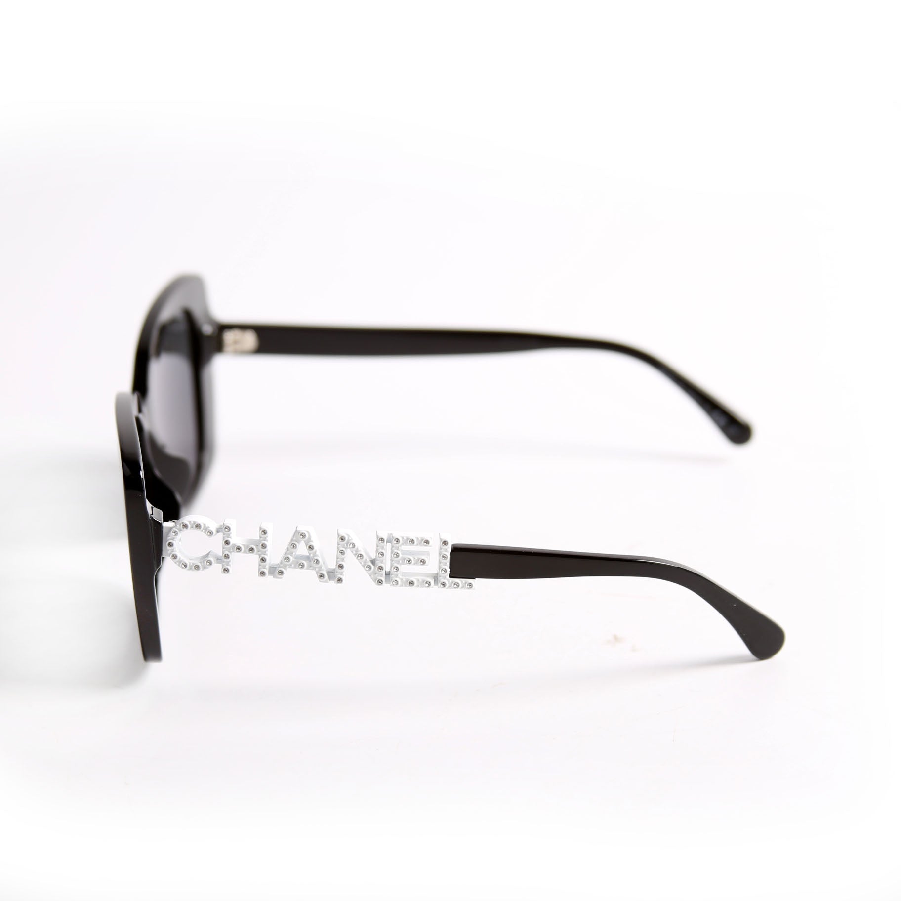 5422-B-A Square Black