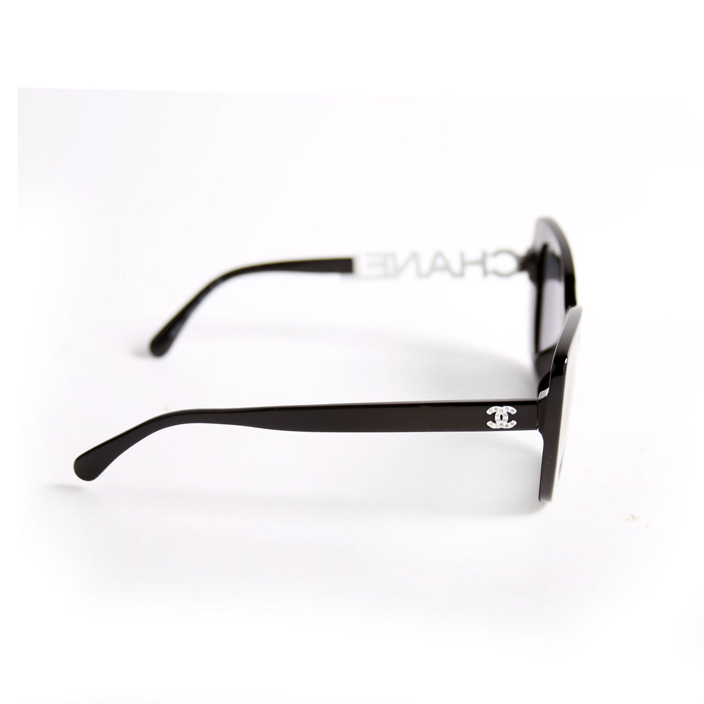 5422-B-A Square Black