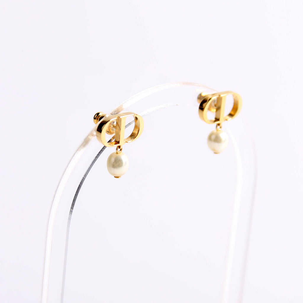 Petit CD With Resin Pearl Drop
