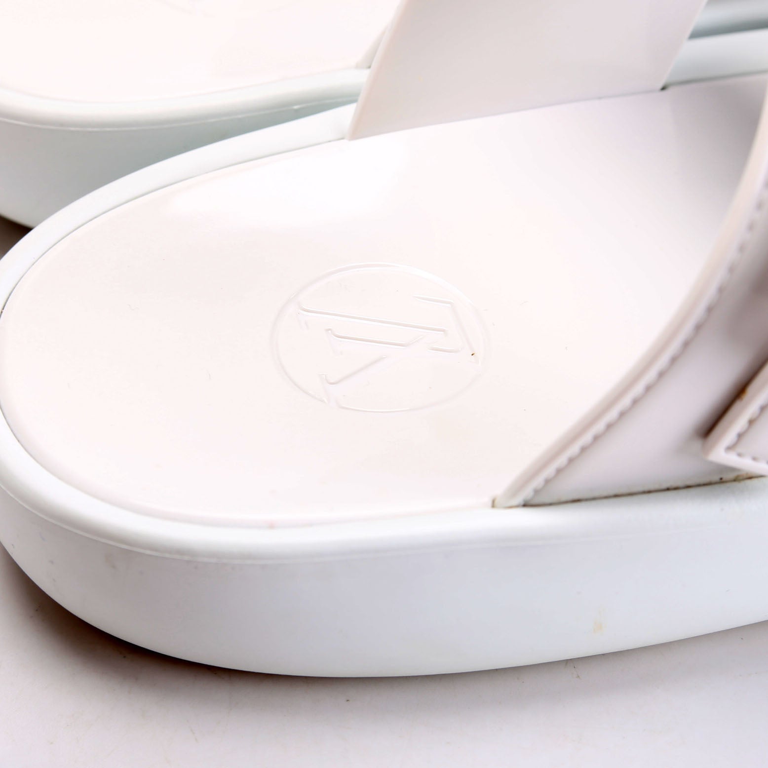 Sunbath Flat Mule Sandals Size 39 White