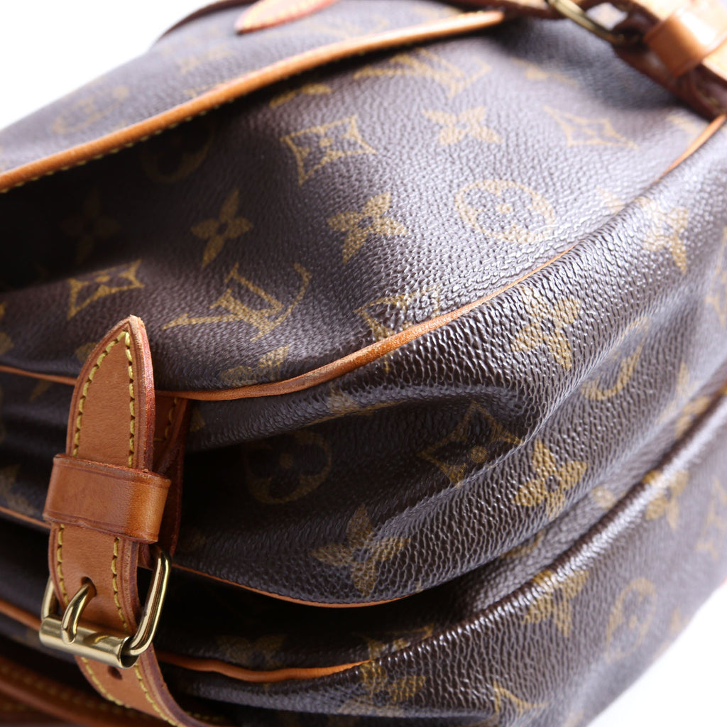 Saumur 30 Monogram